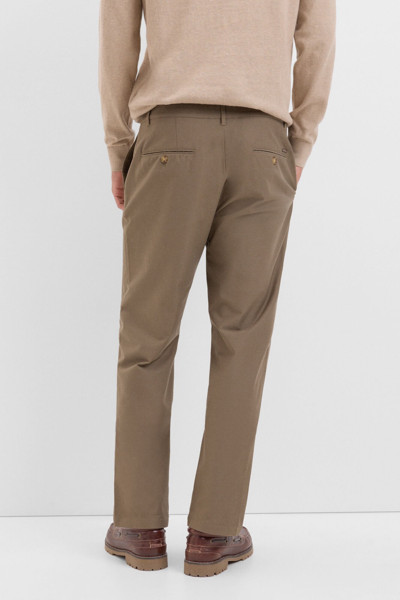 Cortefiel Pantal&oacute;n chino confort regular fit Kaki