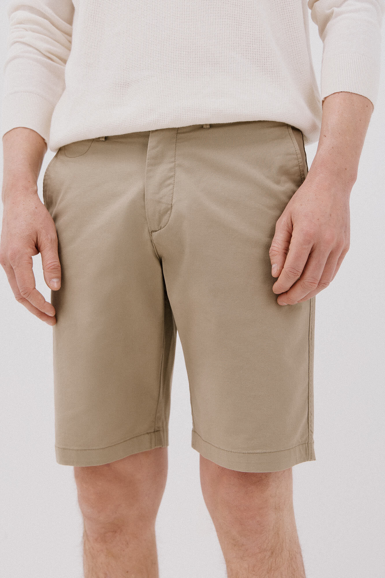 Cortefiel Bermudas chino Kaki