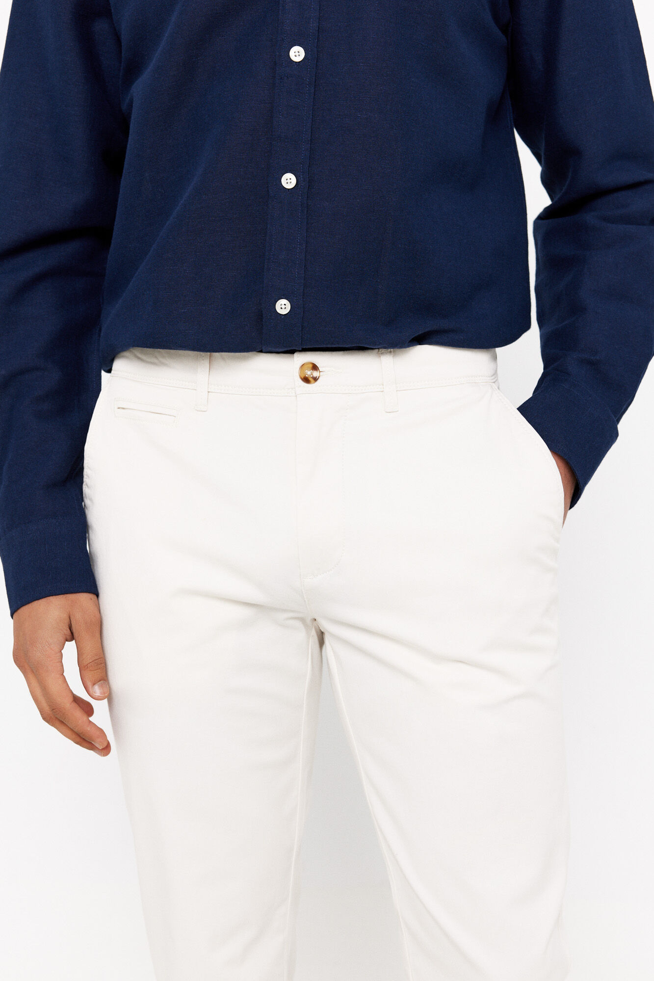 Cortefiel Pantal&oacute;n chino slim fit Marfil