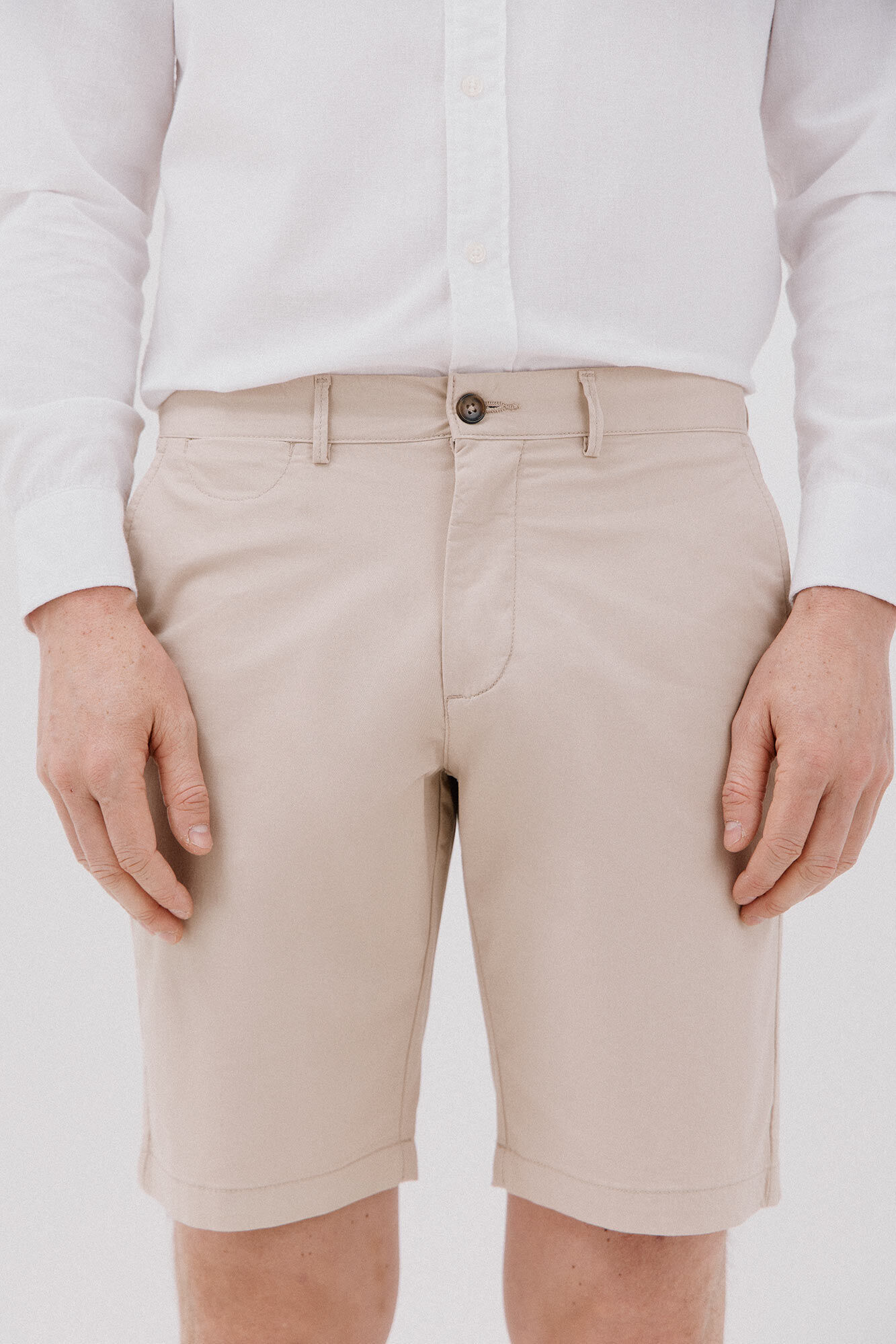 Cortefiel Bermudas chino Beige