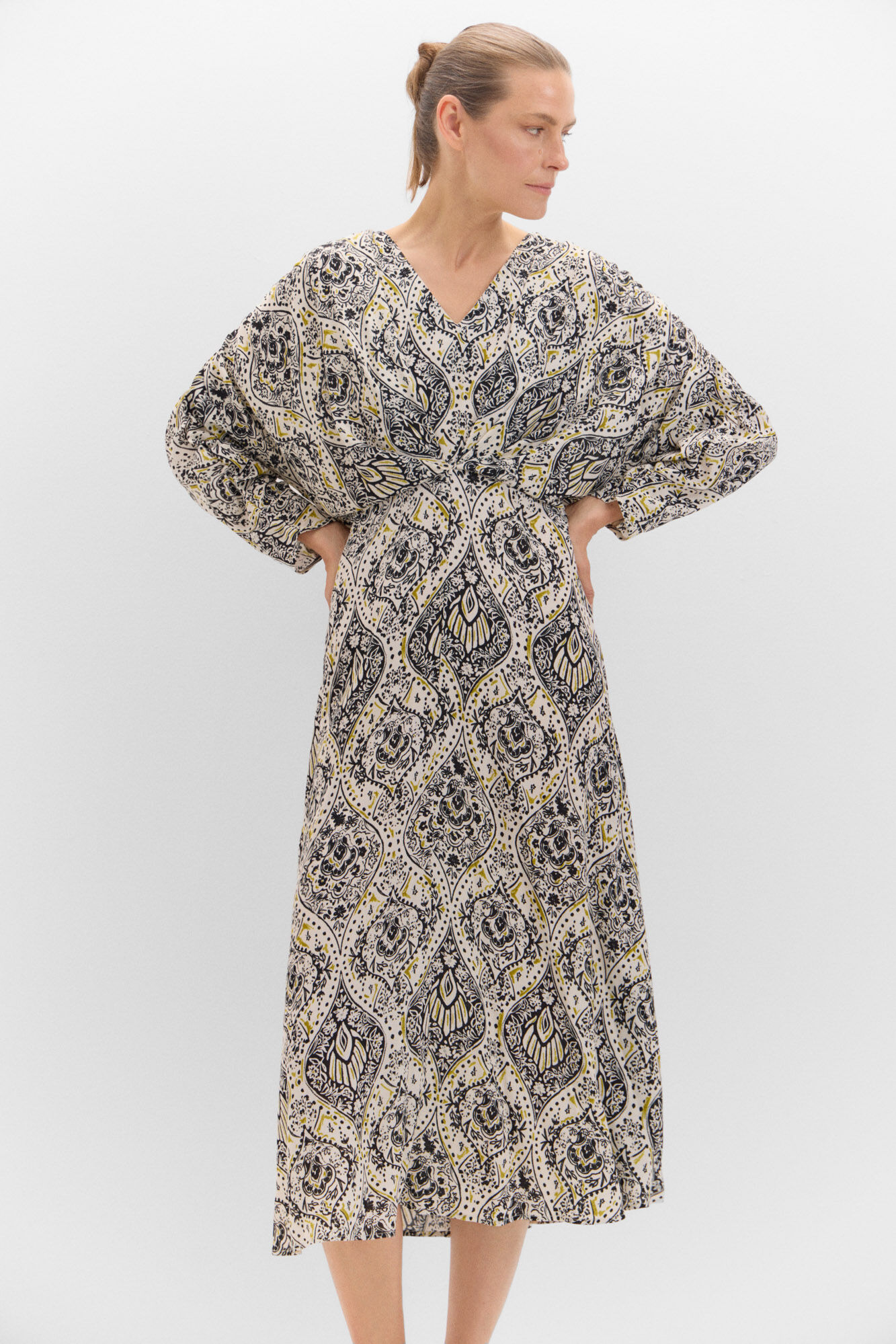 Cortefiel Vestido midi estampado