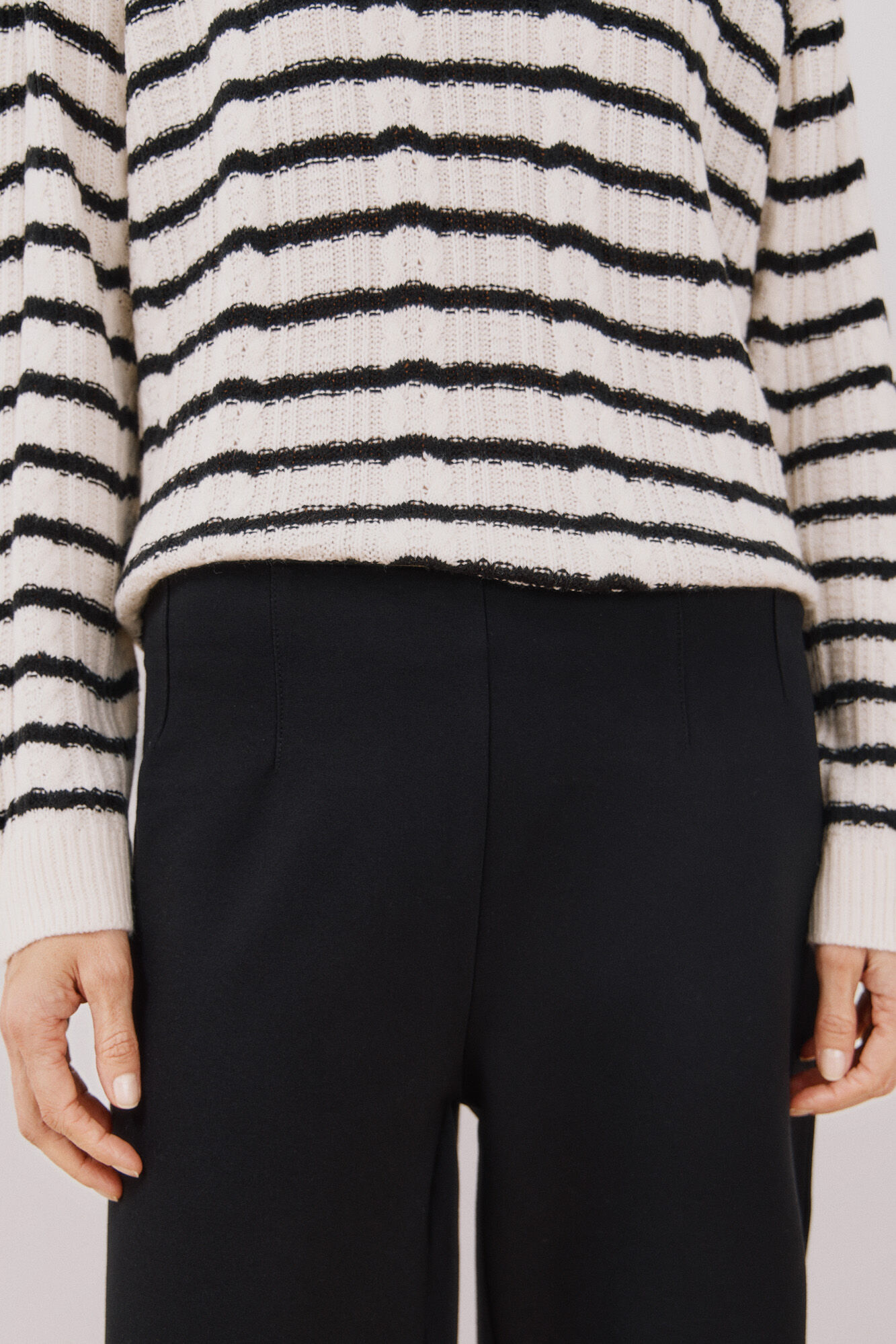 Cortefiel Pantal&oacute;n palazzo de punto Negro
