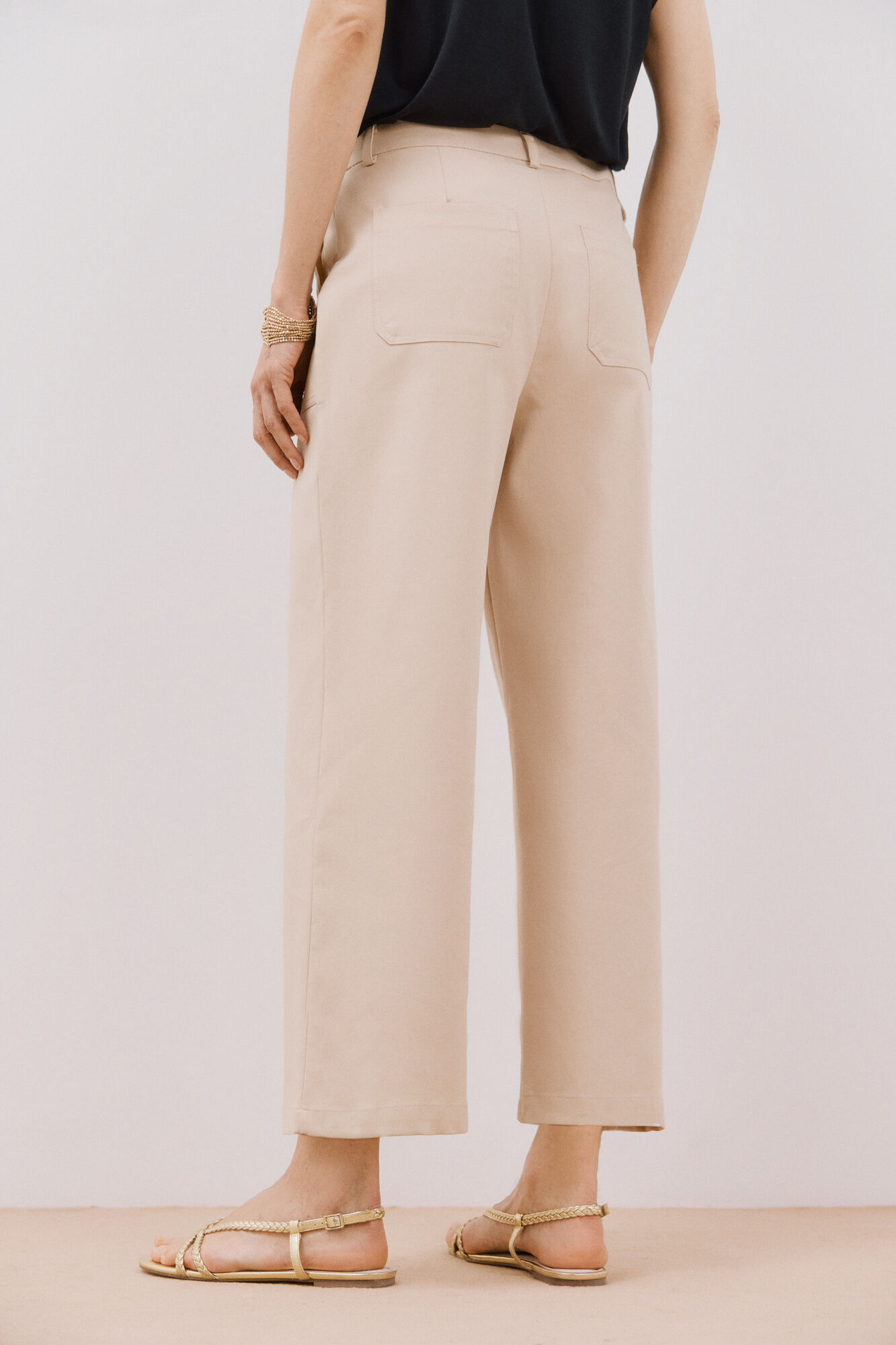 Cortefiel Pantal&oacute;n con bolsillos delanteros Beige