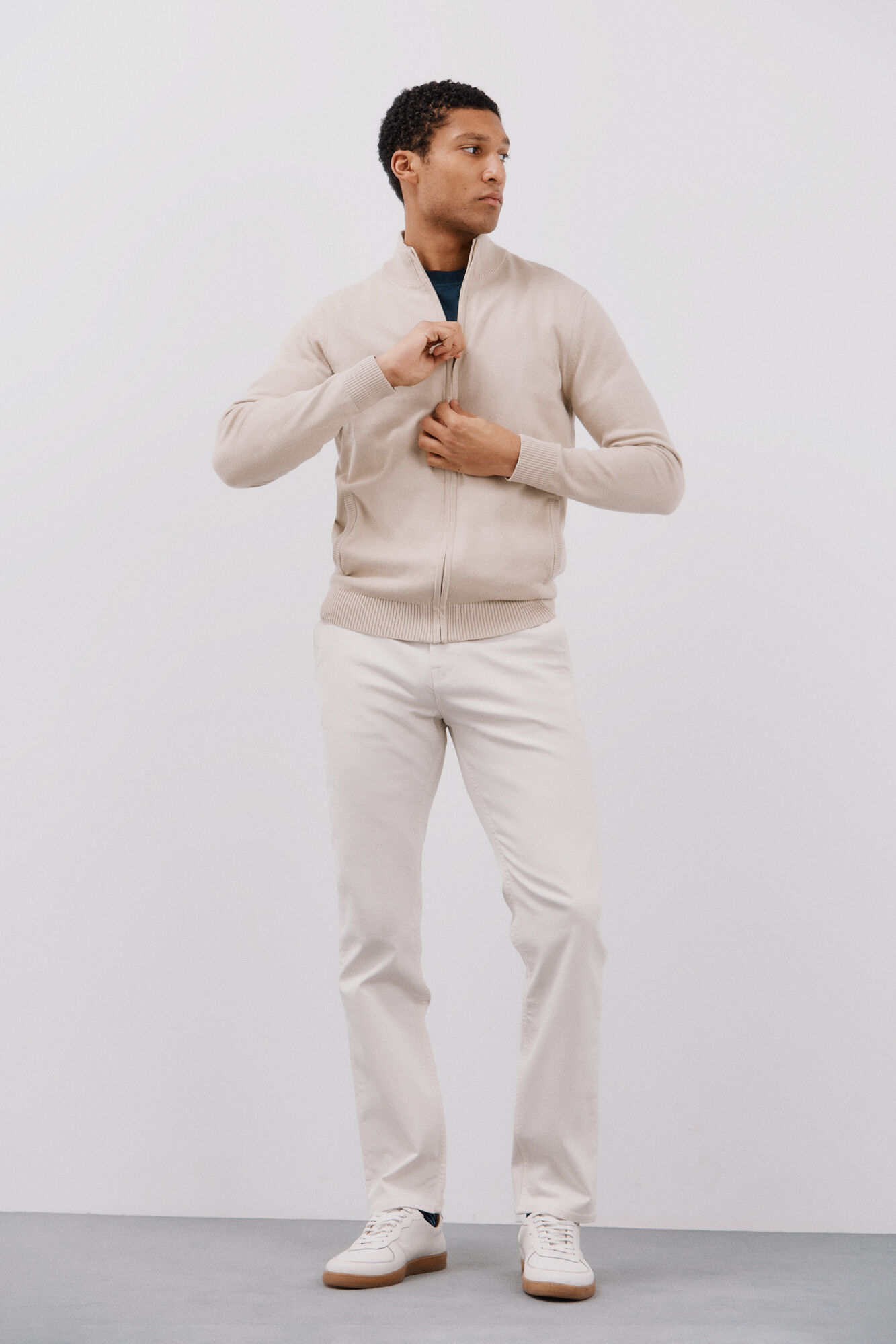 Cortefiel Pantal&oacute;n 5 bolsillos color regular fit