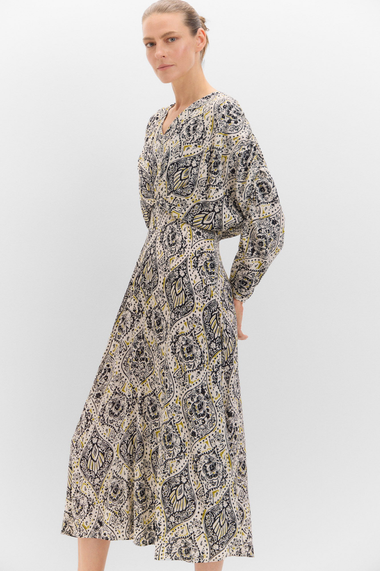 Cortefiel Vestido midi estampado