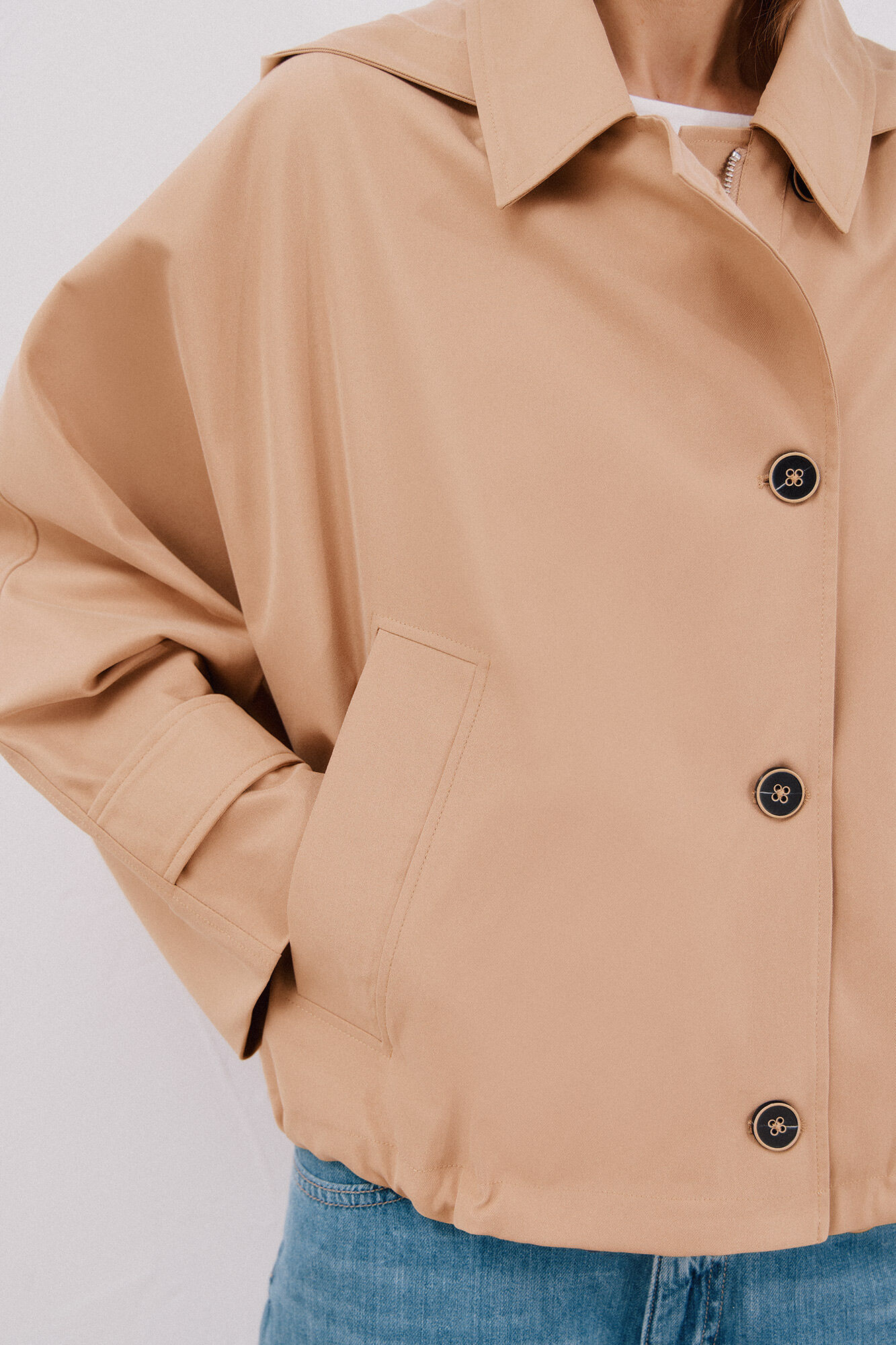 Cortefiel Gabardina corta Beige