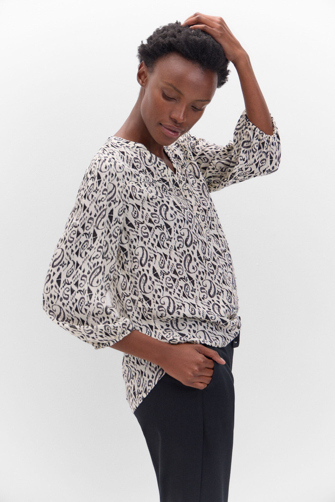 Cortefiel Blusa plumetti cuello mao