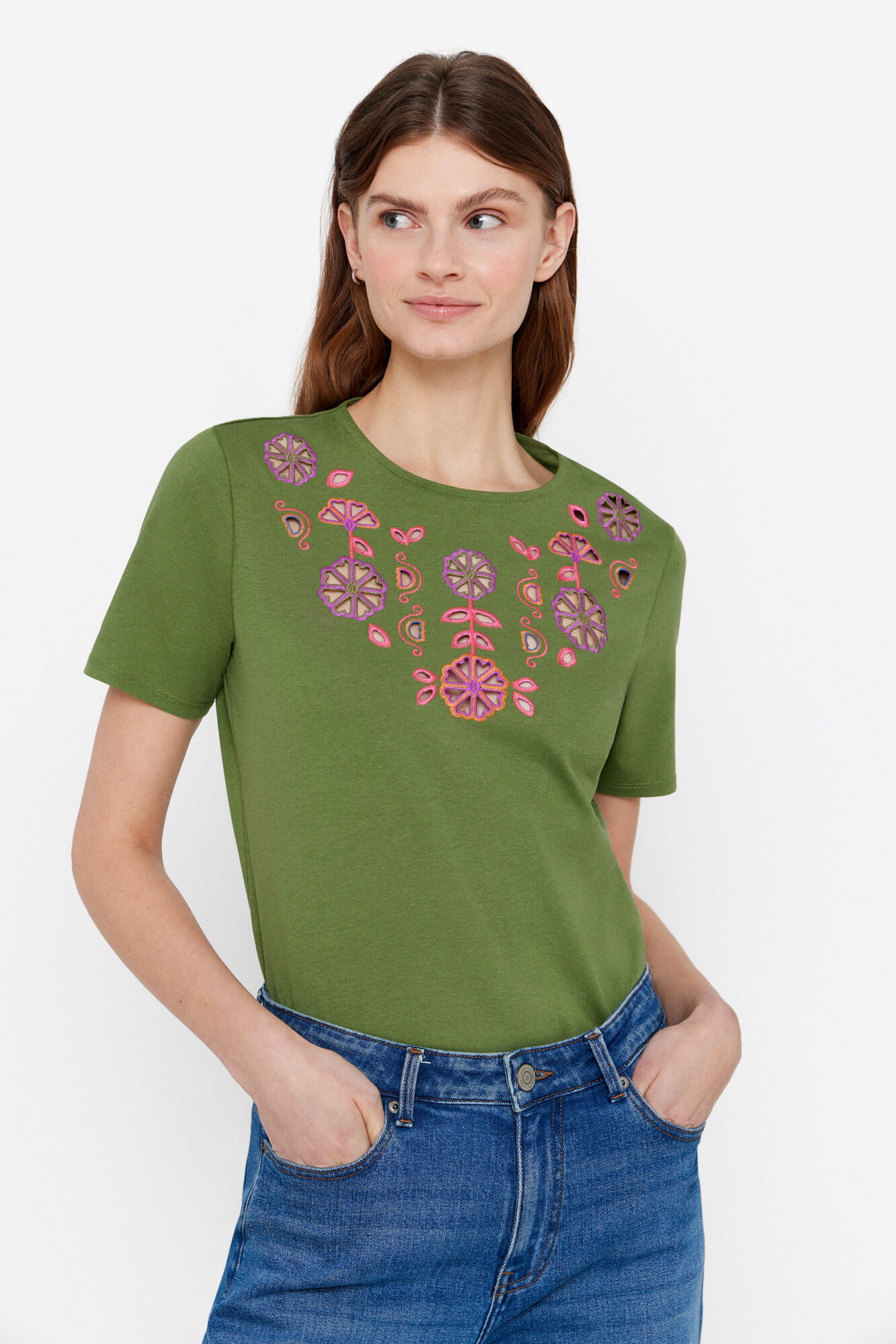 Cortefiel Camiseta bordado multicolor