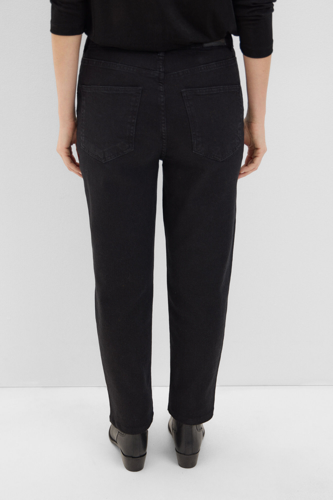 Cortefiel Pantalones Mom Joyas Negro