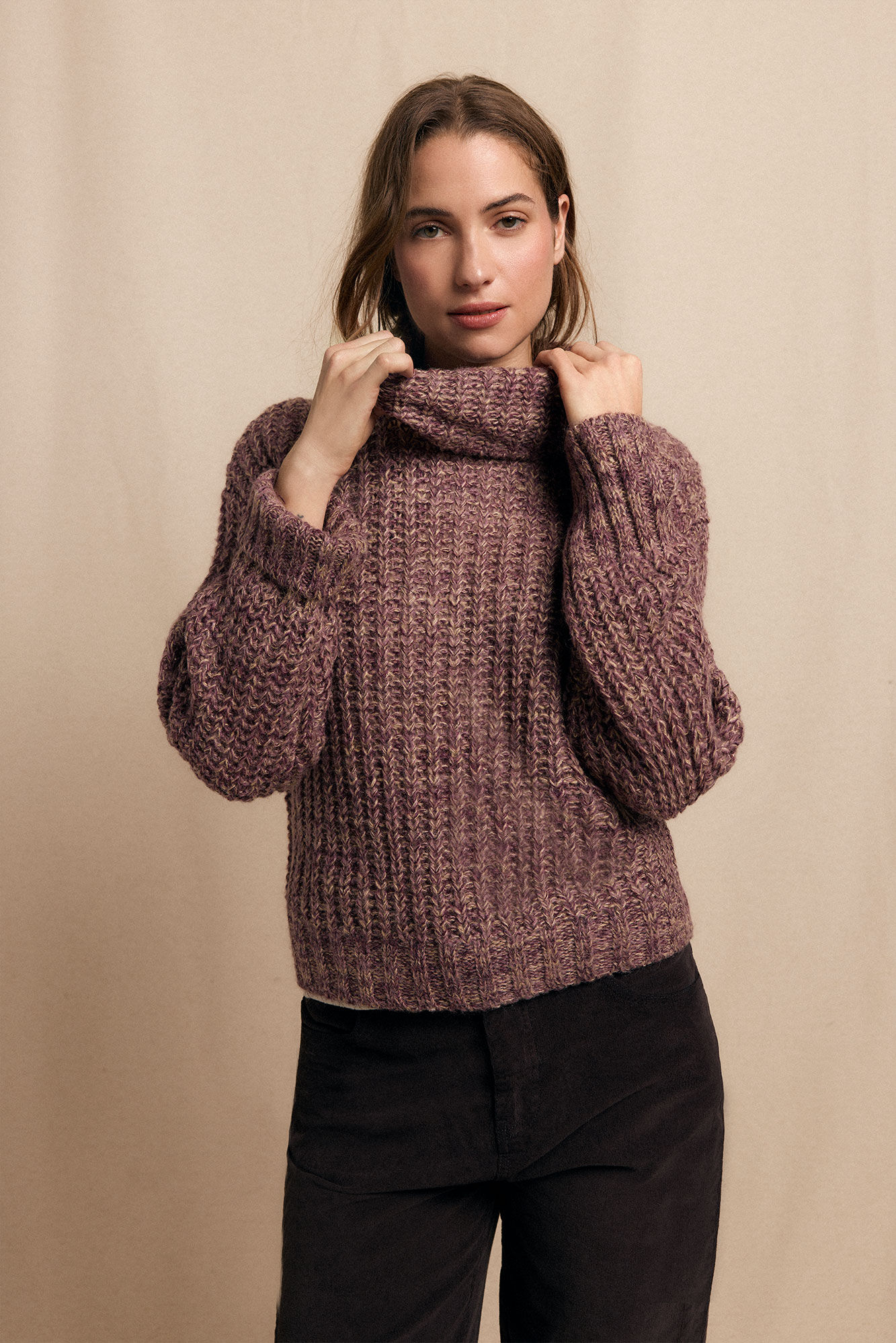 Slowlove Su&eacute;ter de cuello vuelto bicolor Lila