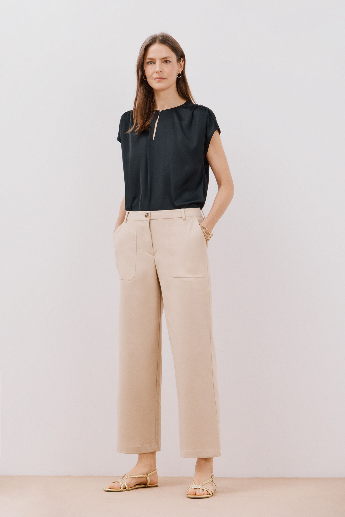 Cortefiel Pantal&oacute;n con bolsillos delanteros Beige