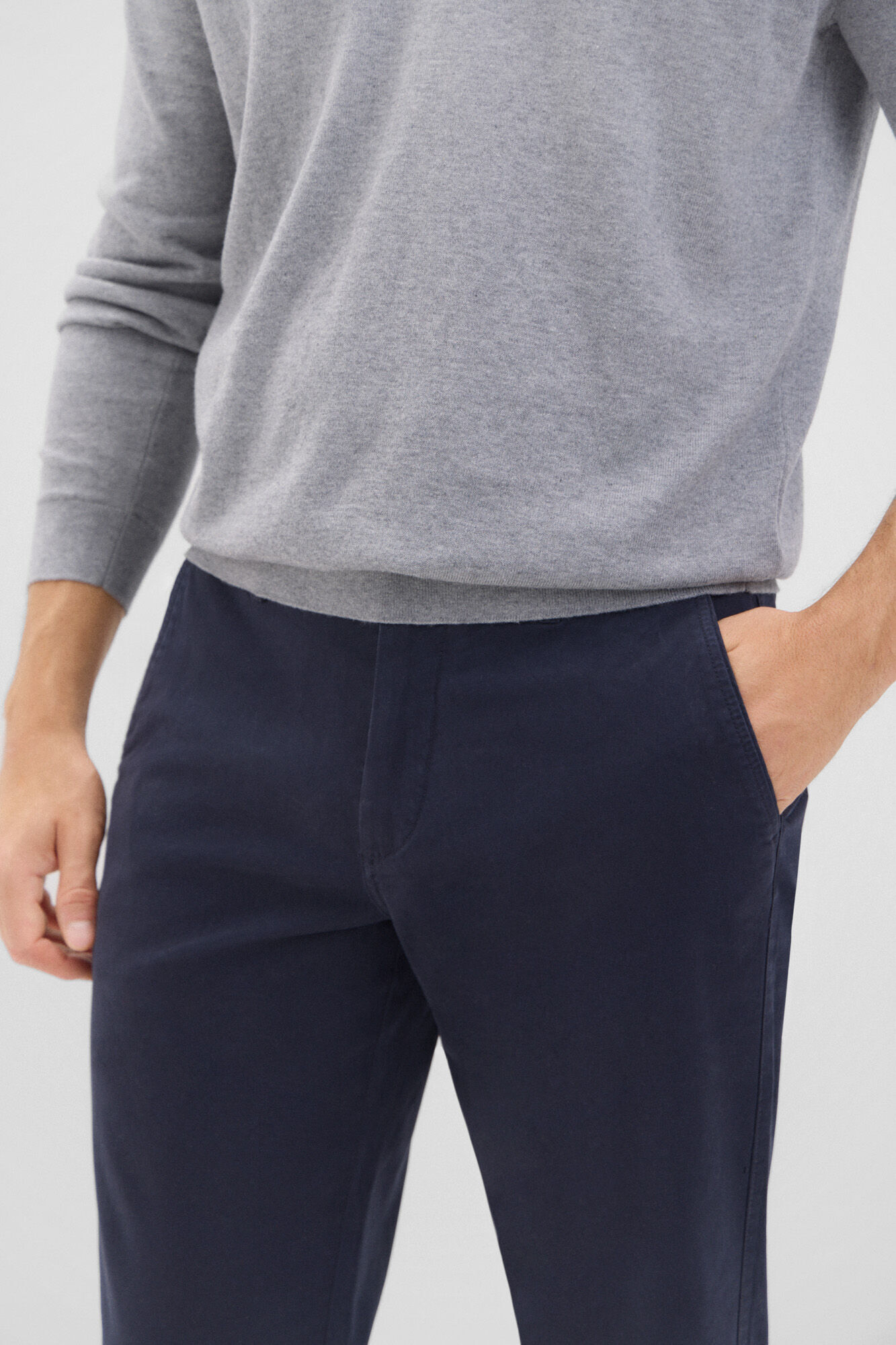 Cortefiel Pantal&oacute;n chino regular fit Azul marino