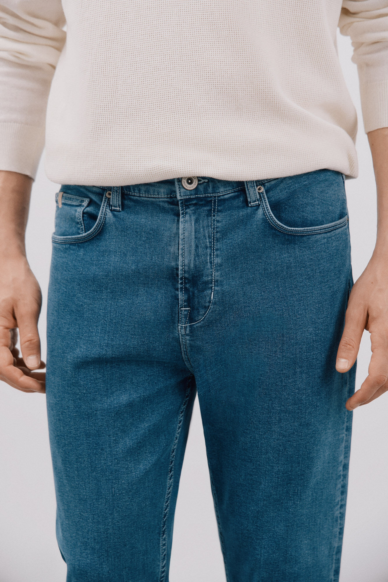 Cortefiel Jeans ligero tapered fit Azul