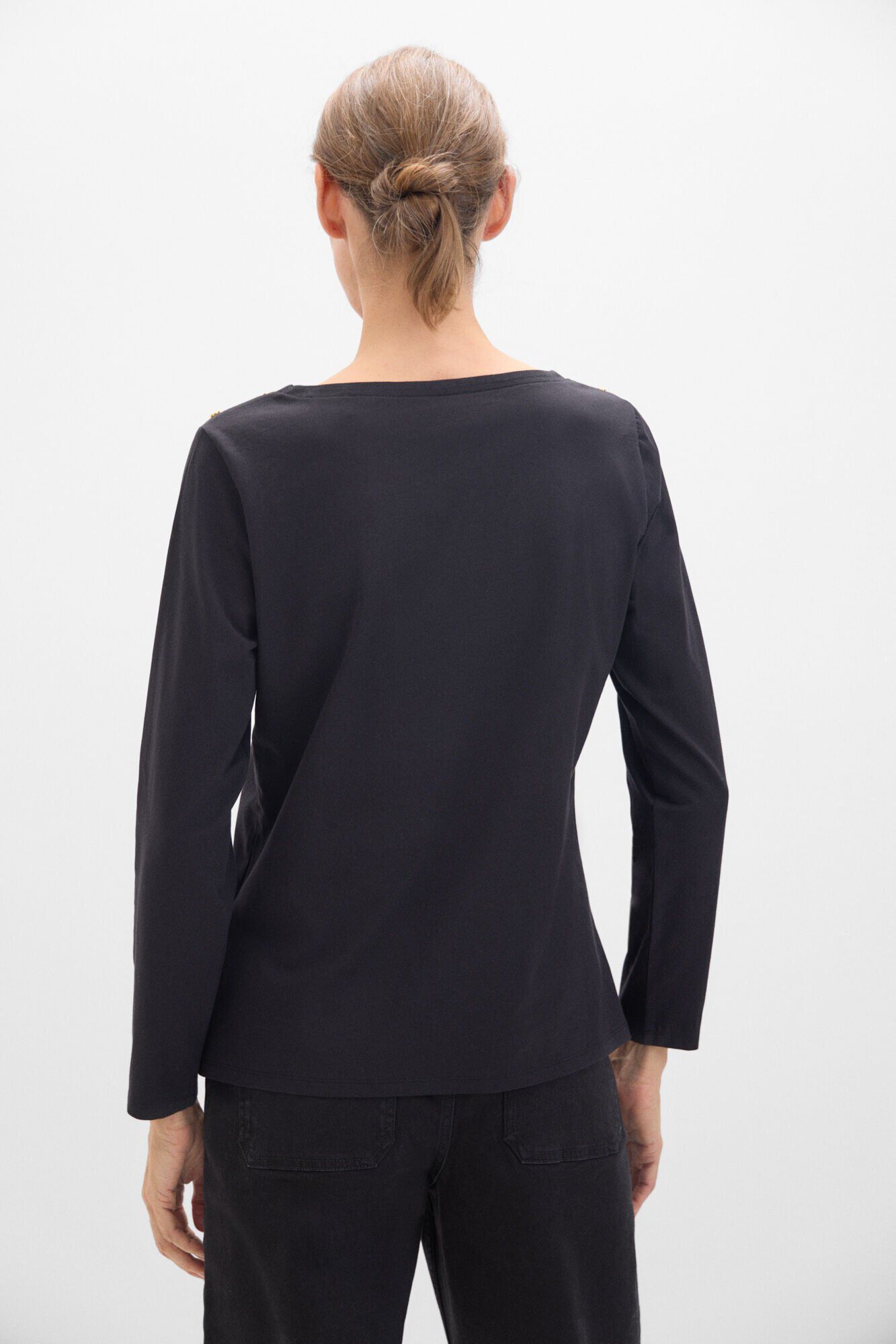 Cortefiel Camiseta b&aacute;sica escote barco con botones dorados Negro