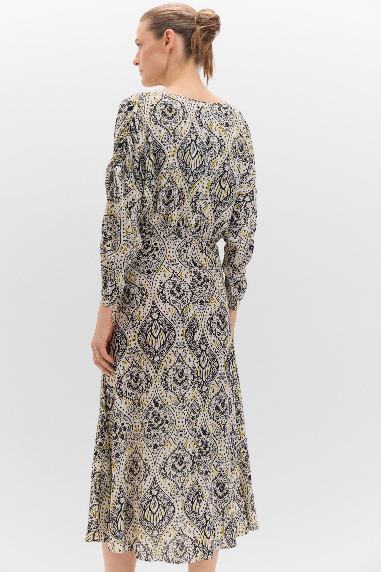 Cortefiel Vestido midi estampado Estampado blanco