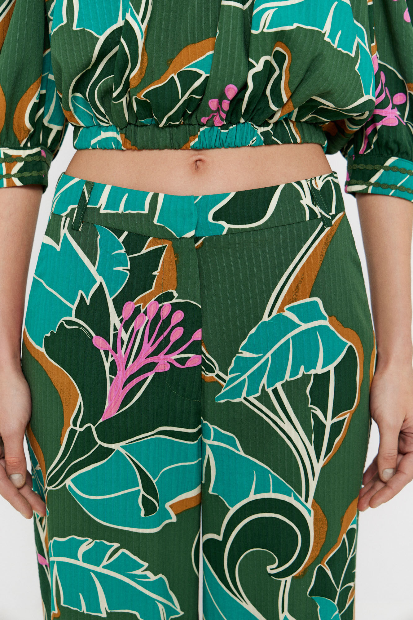 Cortefiel Pantal&oacute;n estampado tropical Estampado verde