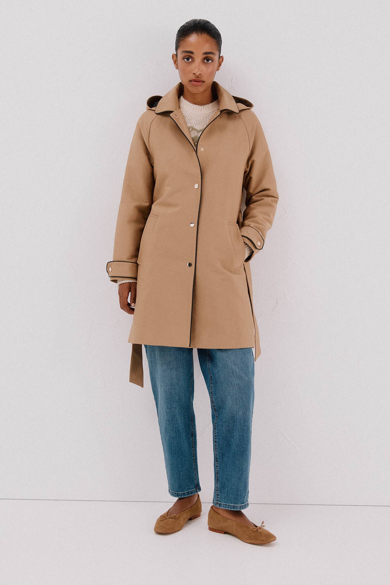 Cortefiel Gabardina con tejido satinado