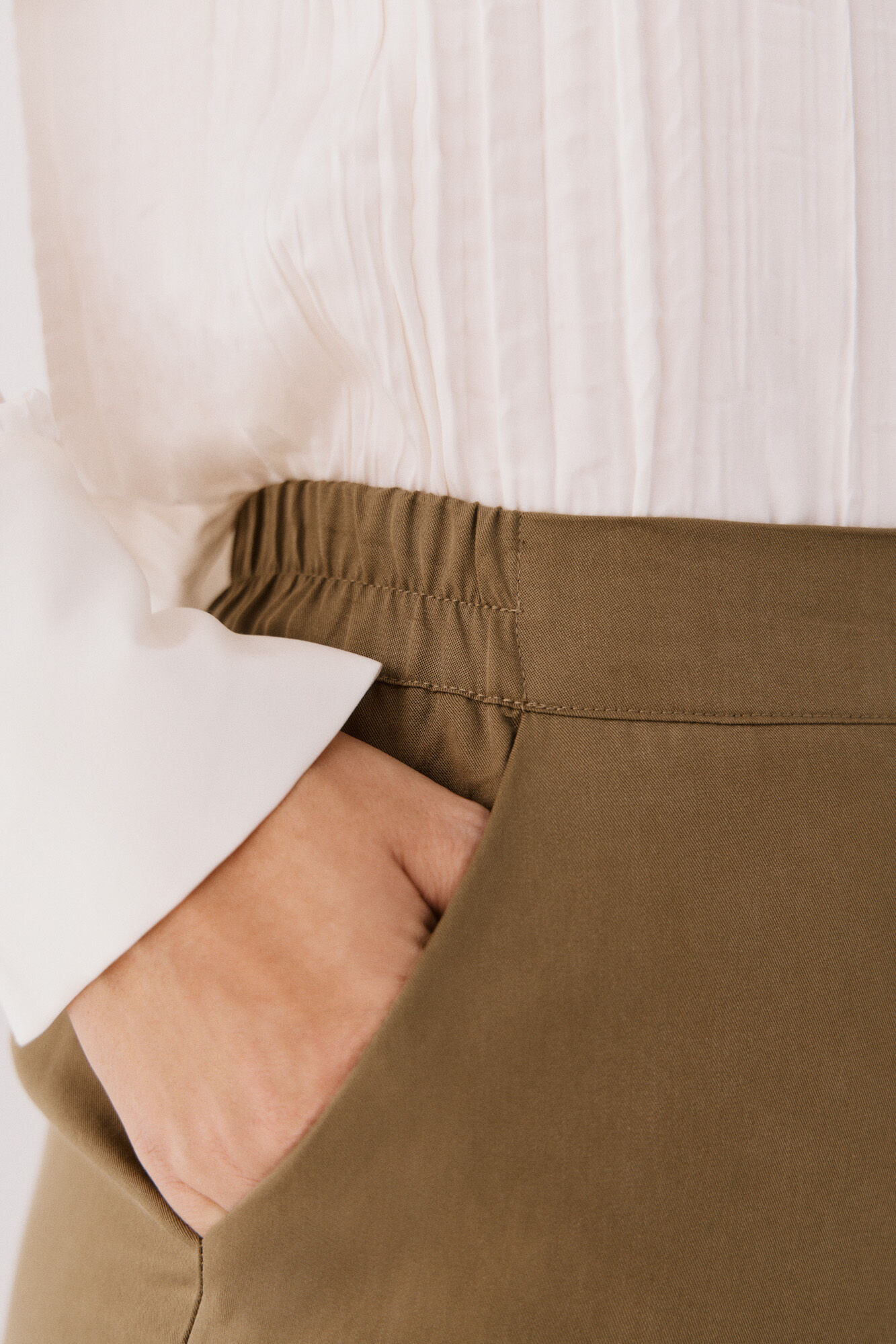 Cortefiel Pantal&oacute;n de tencel Kaki