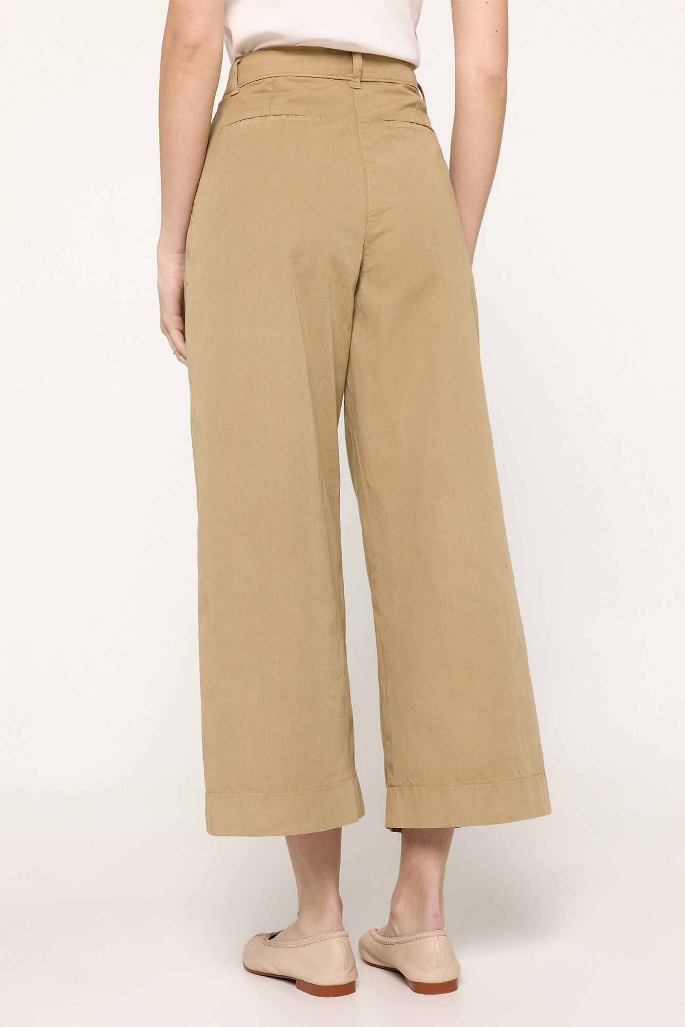 Milano Pantal&oacute;n chino crop Beige