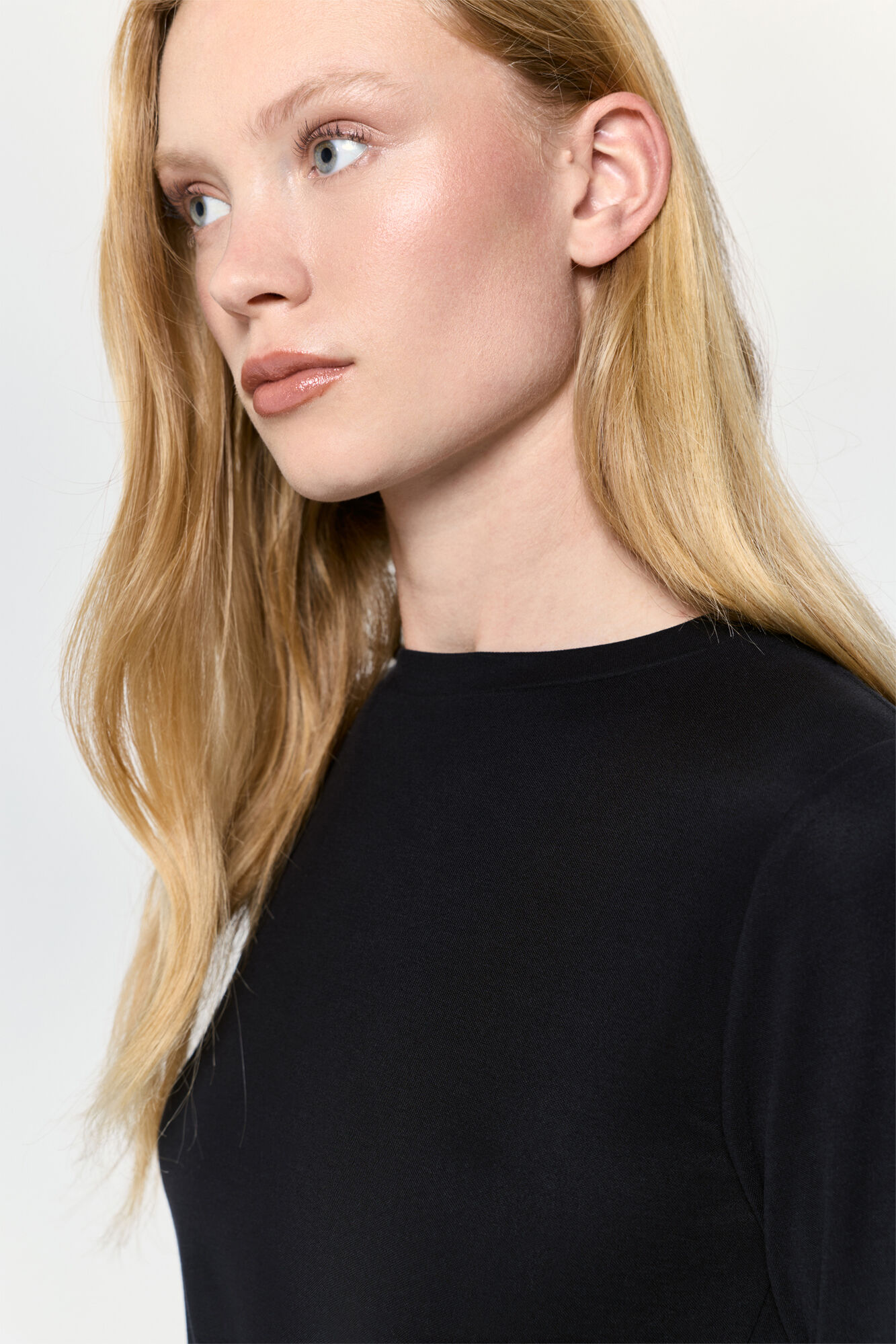 Milano Vestido midi con toques de melocot&oacute;n Negro