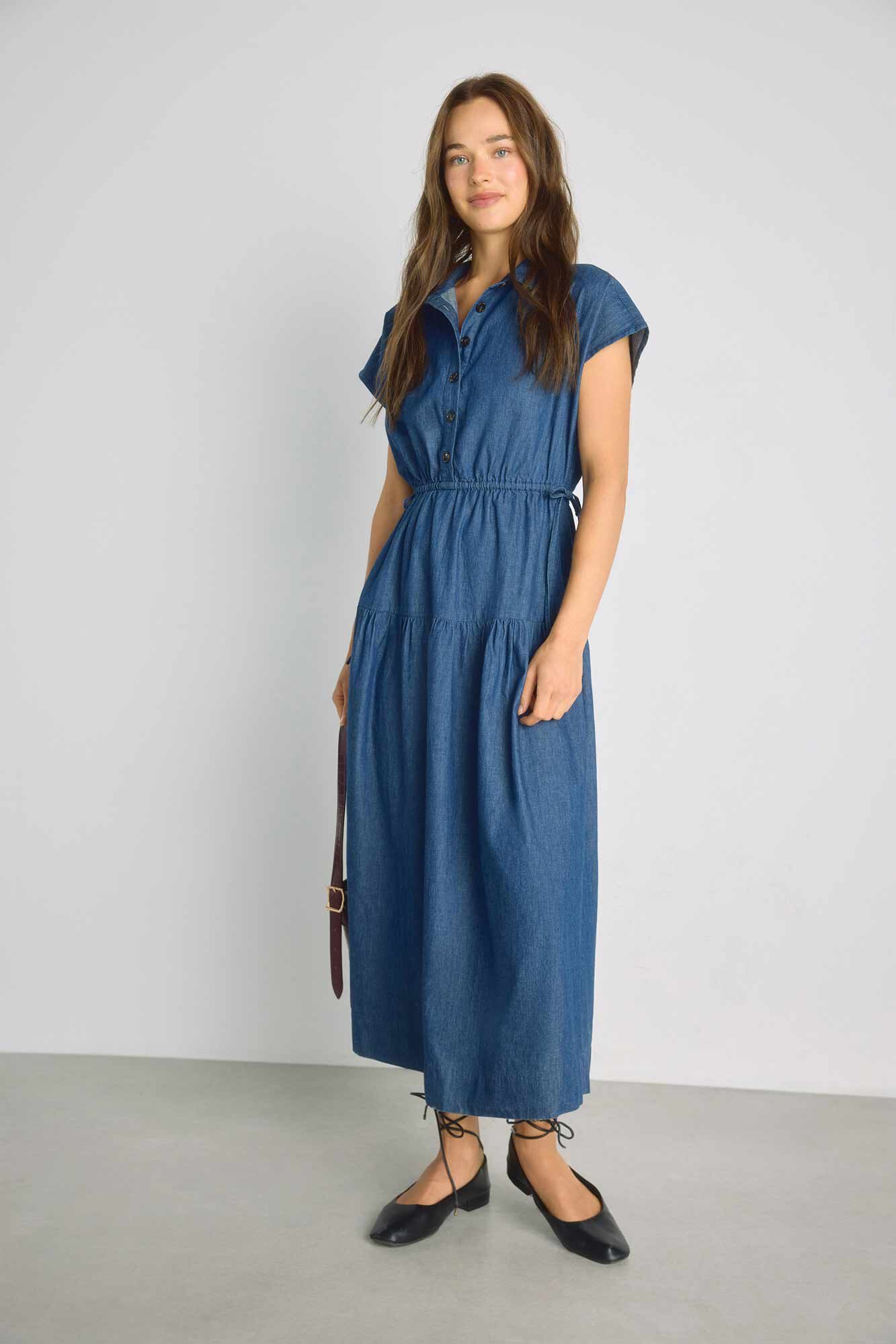 Milano Vestido de denim con escote pico
