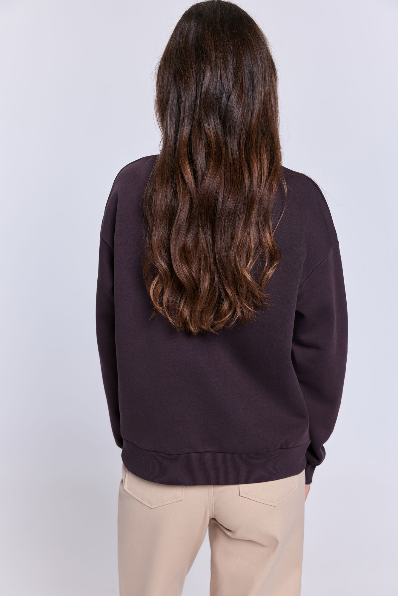 Milano Sudadera marr&oacute;n con texto Marr&oacute;n Oscuro
