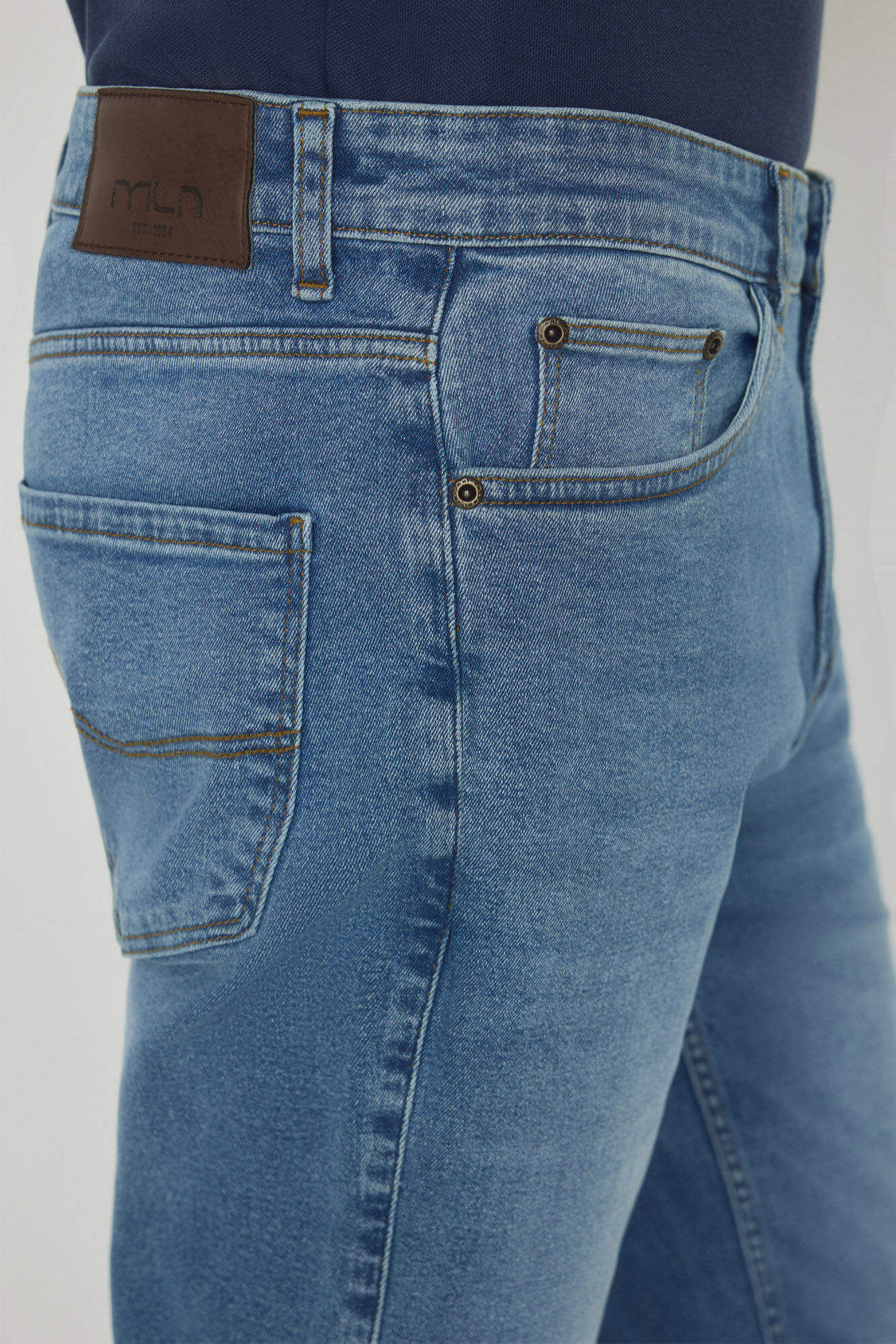 Milano Pantal&oacute;n de mezclilla slim fit Azul Claro