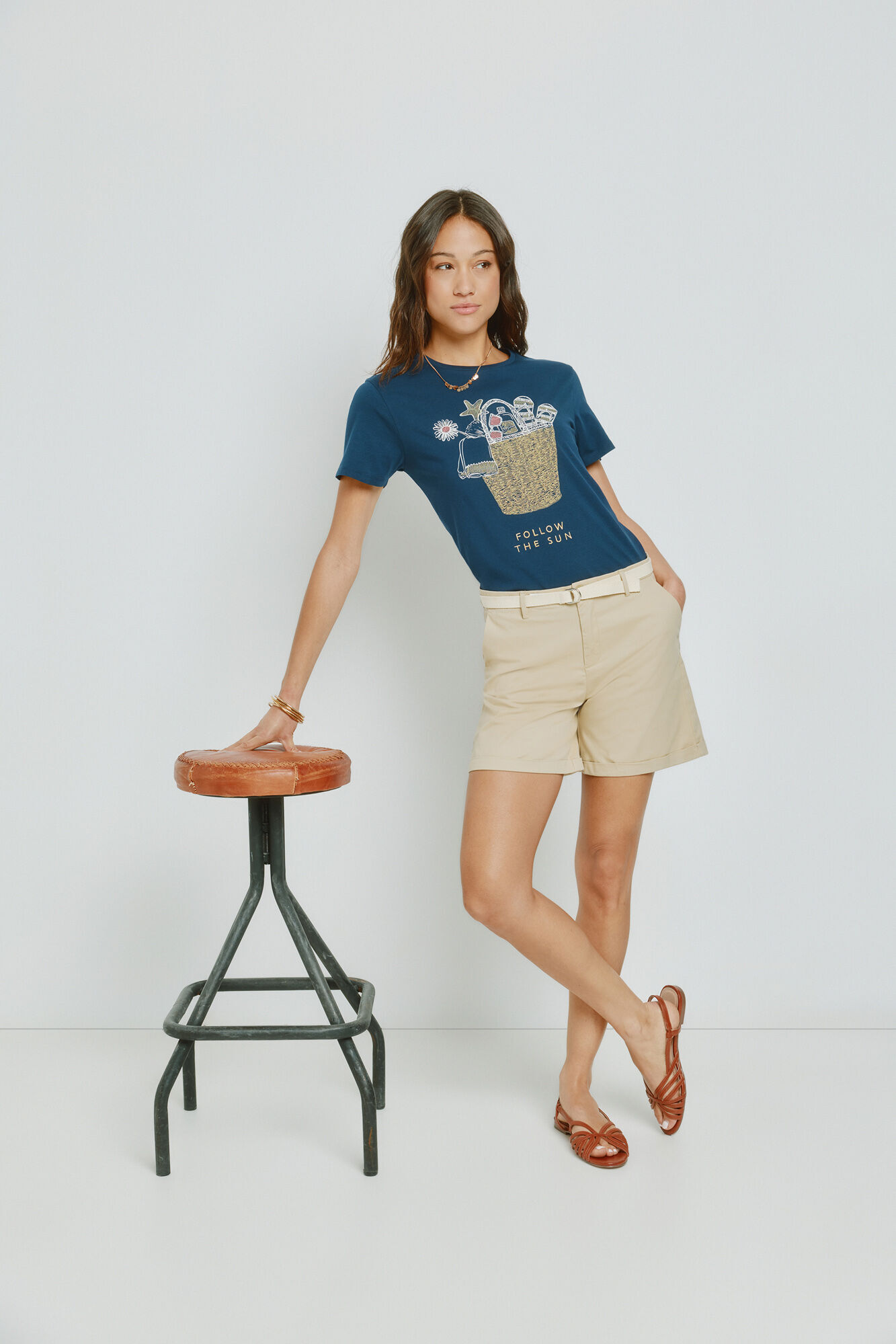 Milano Bermudas lisas con cintur&oacute;n Beige