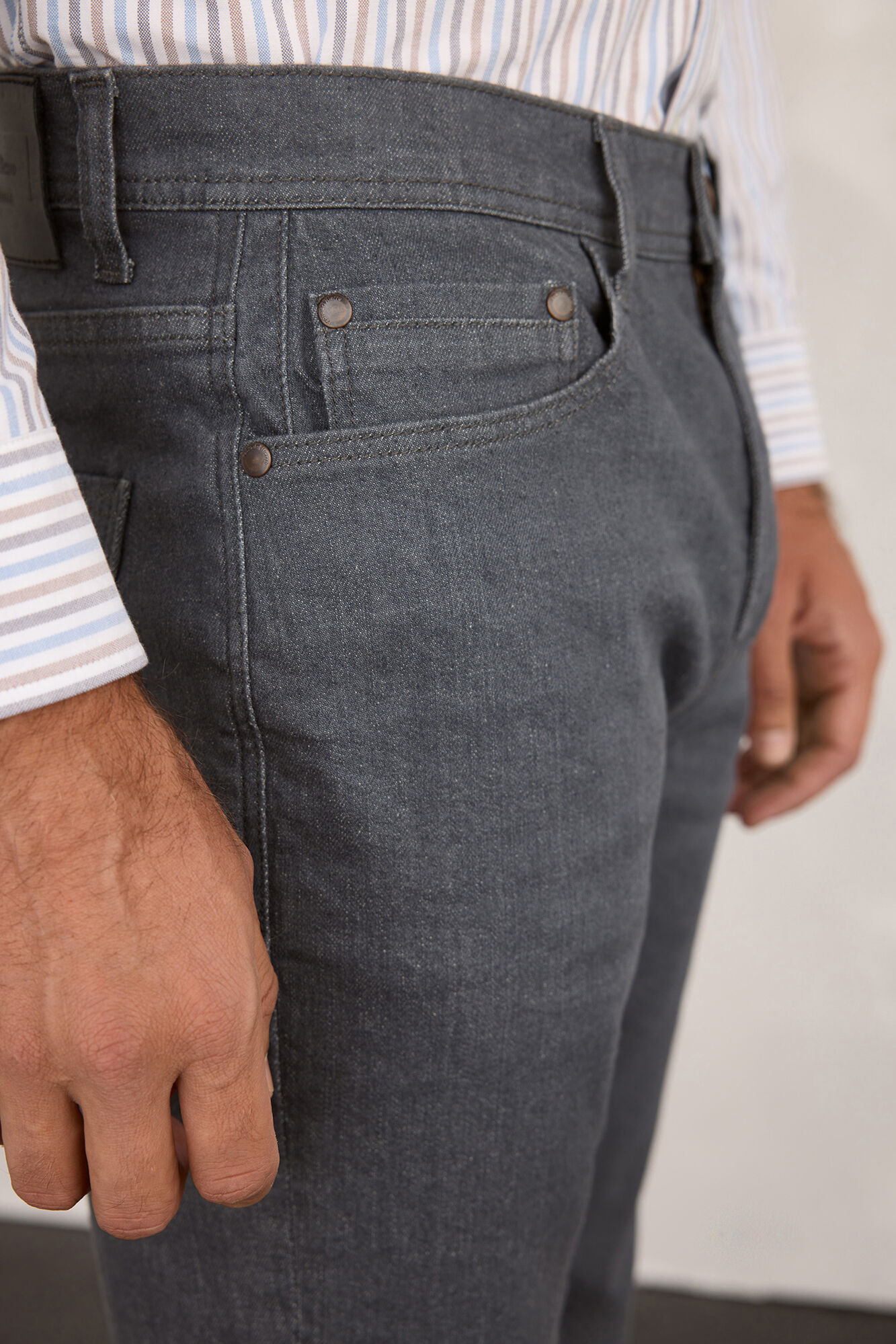 Pedro del Hierro Pantal&oacute;n denim ajustado Gris