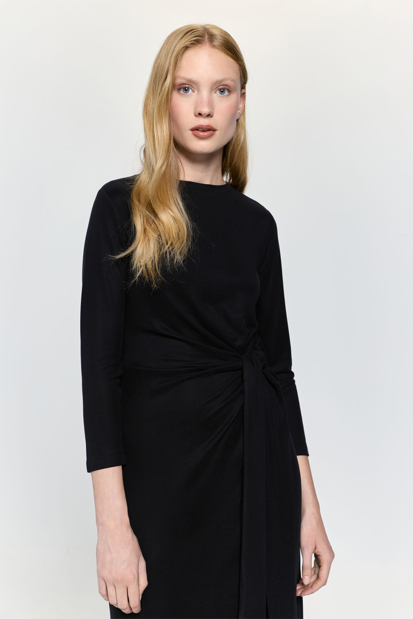Milano Vestido midi con toques de melocot&oacute;n Negro
