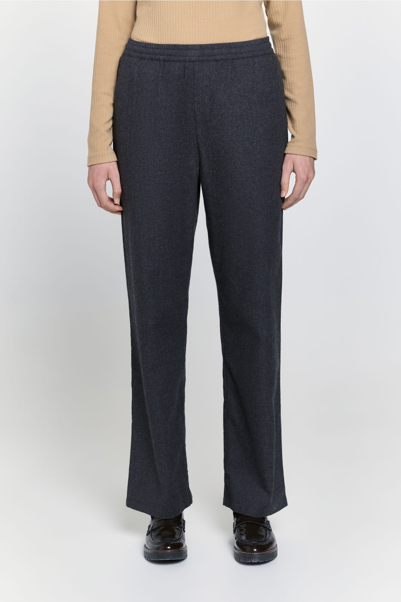Milano Pantal&oacute;n de franela