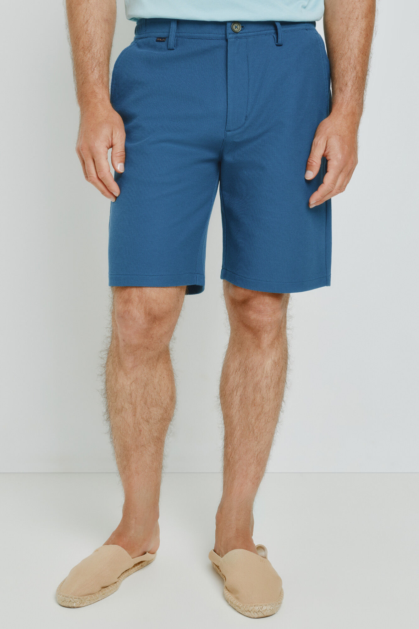 Milano Bermudas microestructura