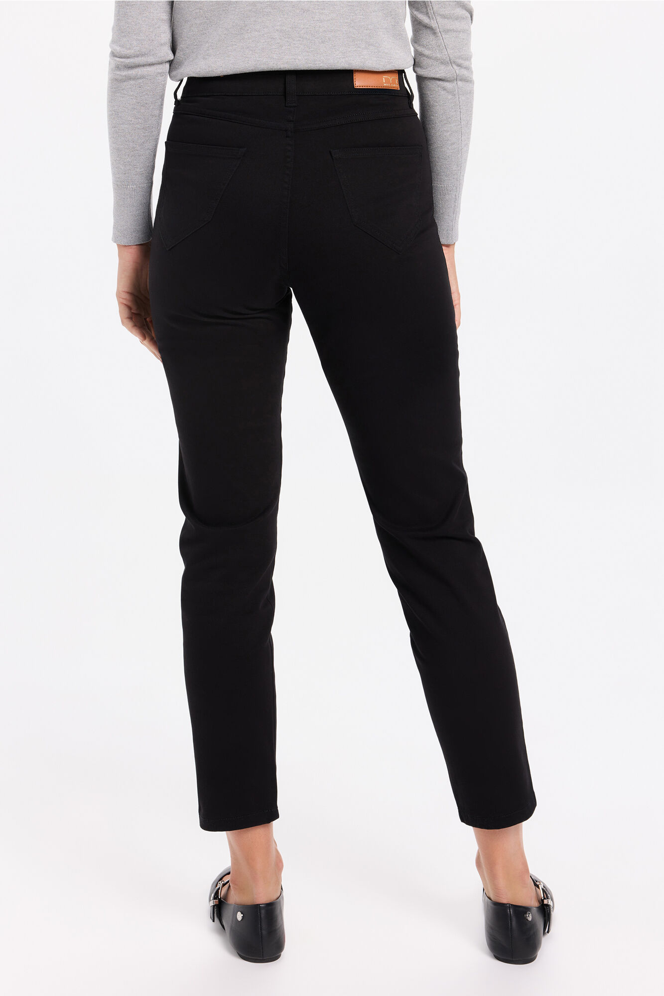 Milano Pantal&oacute;n slim de color Negro