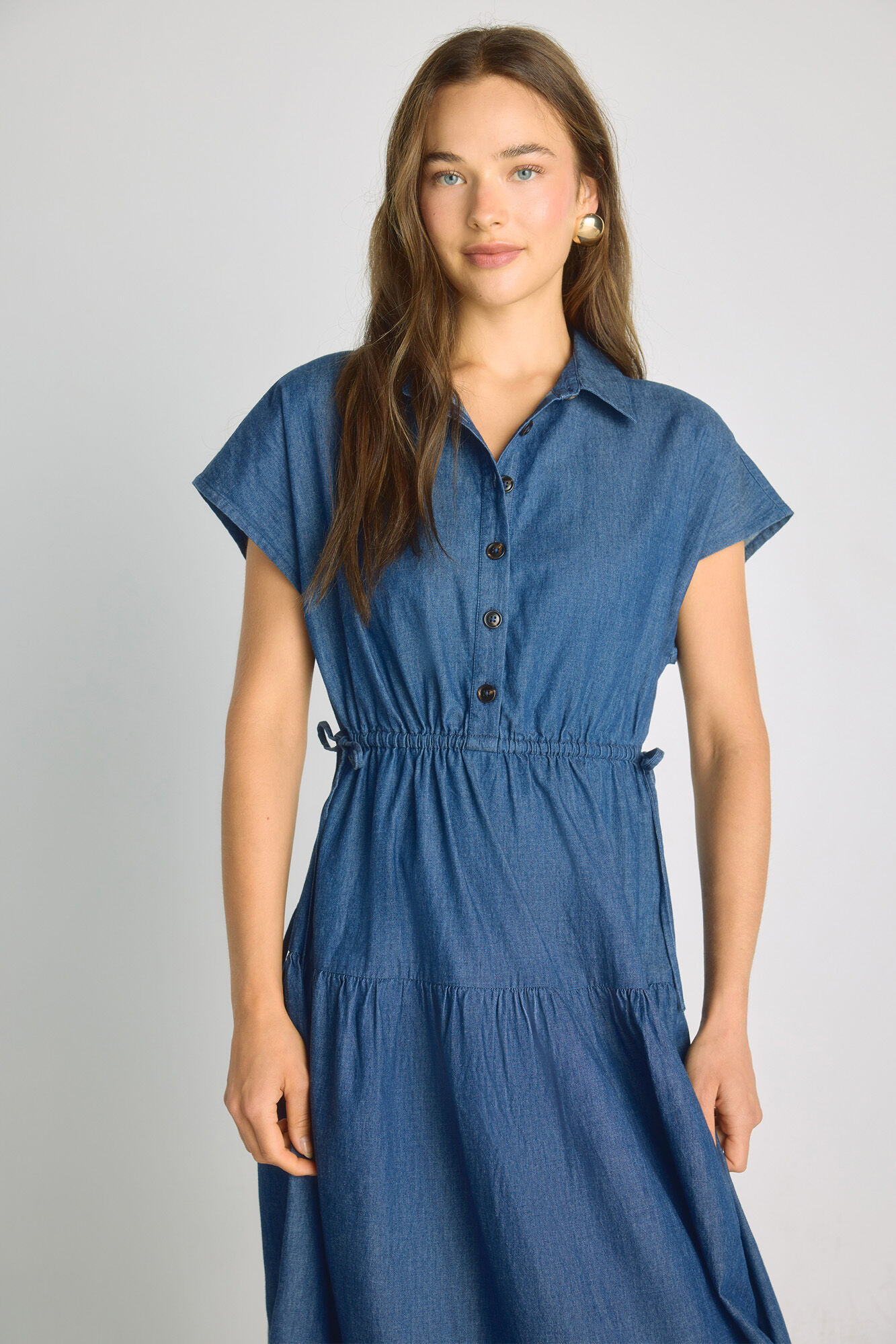 Milano Vestido de denim con escote pico Azul Claro