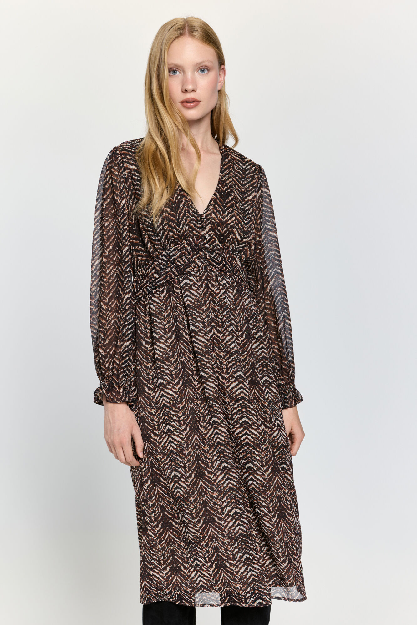 Milano Vestido fluido de gasa Marr&oacute;n Oscuro