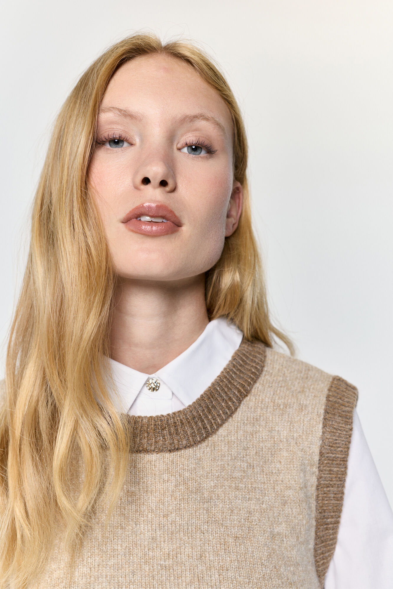 Milano Chaleco de tejido con detalles en contraste Beige