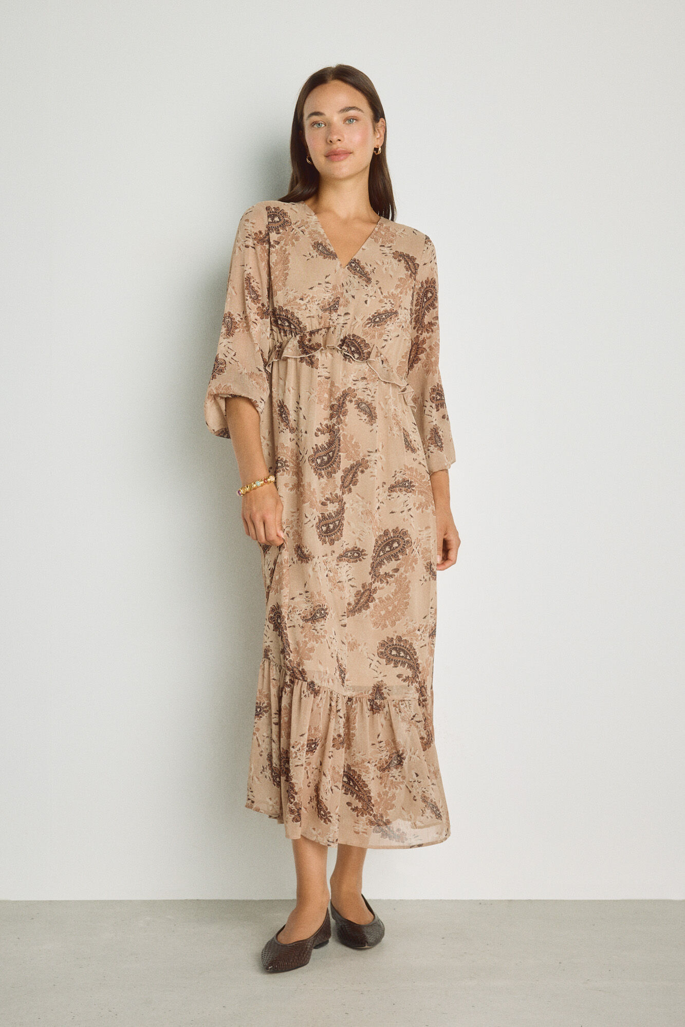 Milano Vestido cuello mao Beige