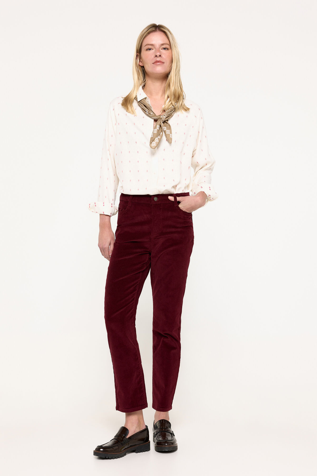 Milano Pantal&oacute;n cinco bolsillos pana