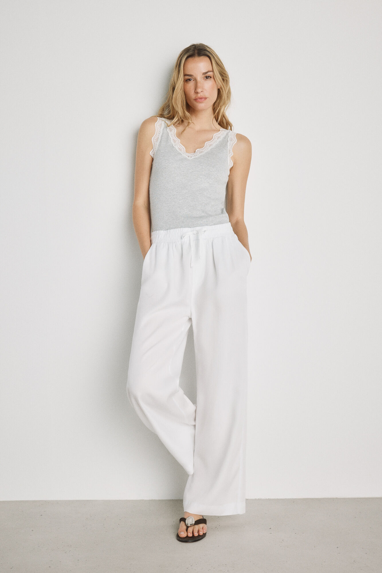 Milano Pantal&oacute;n de mezclilla ligero