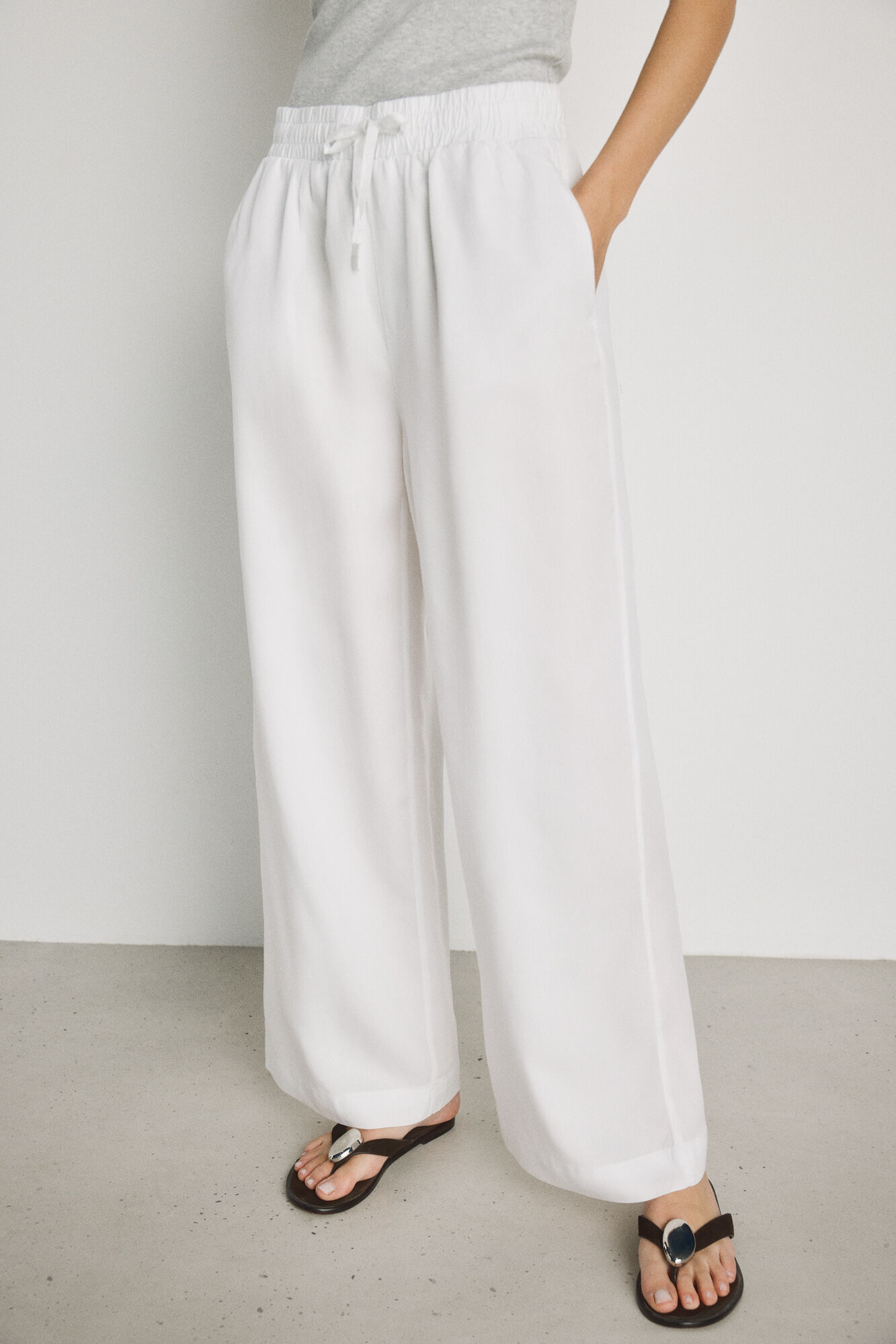 Milano Pantal&oacute;n de mezclilla ligero