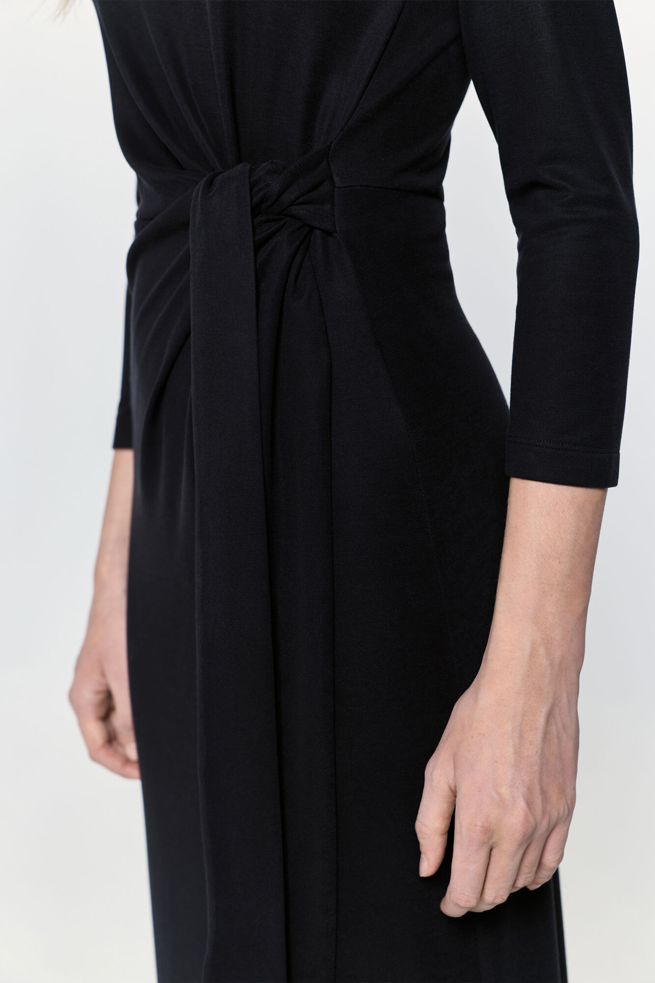 Milano Vestido midi con toques de melocot&oacute;n