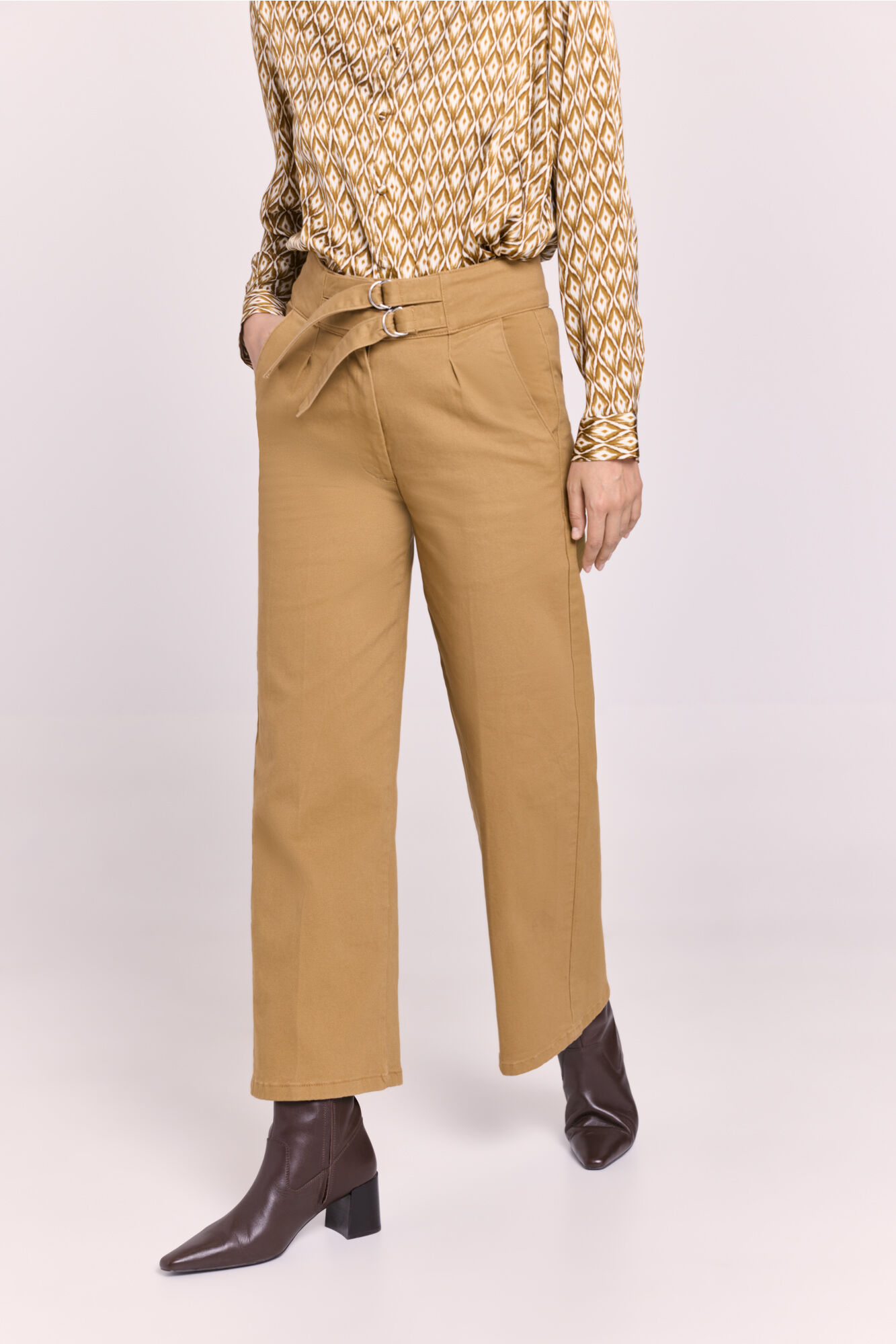 Milano Pantal&oacute;n cintur&oacute;n loops