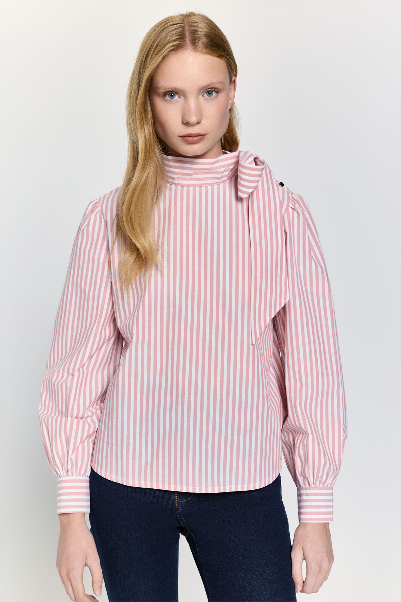 Milano Blusa fluida con cuello Rosa