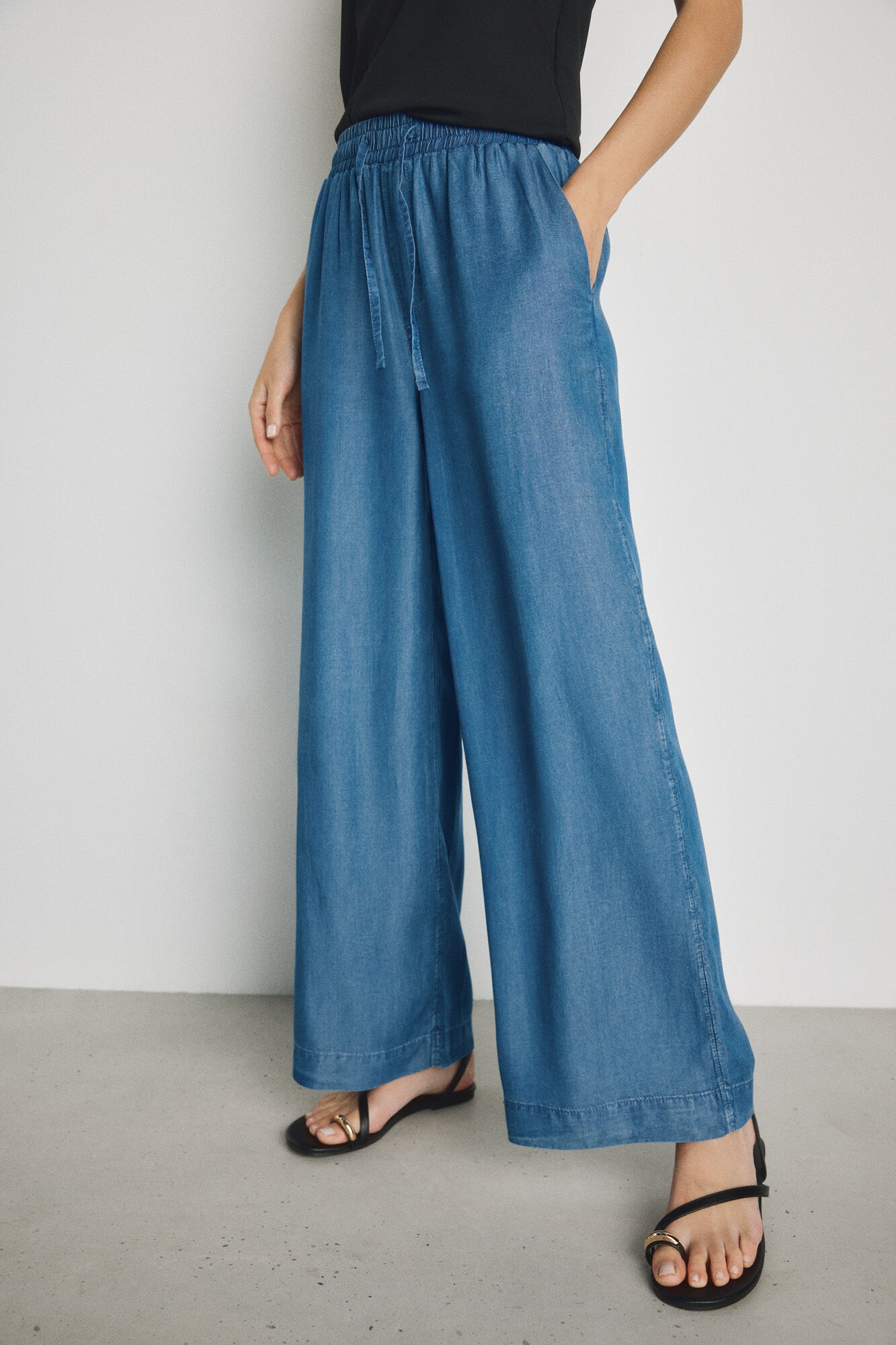 Milano Pantal&oacute;n de mezclilla ligero