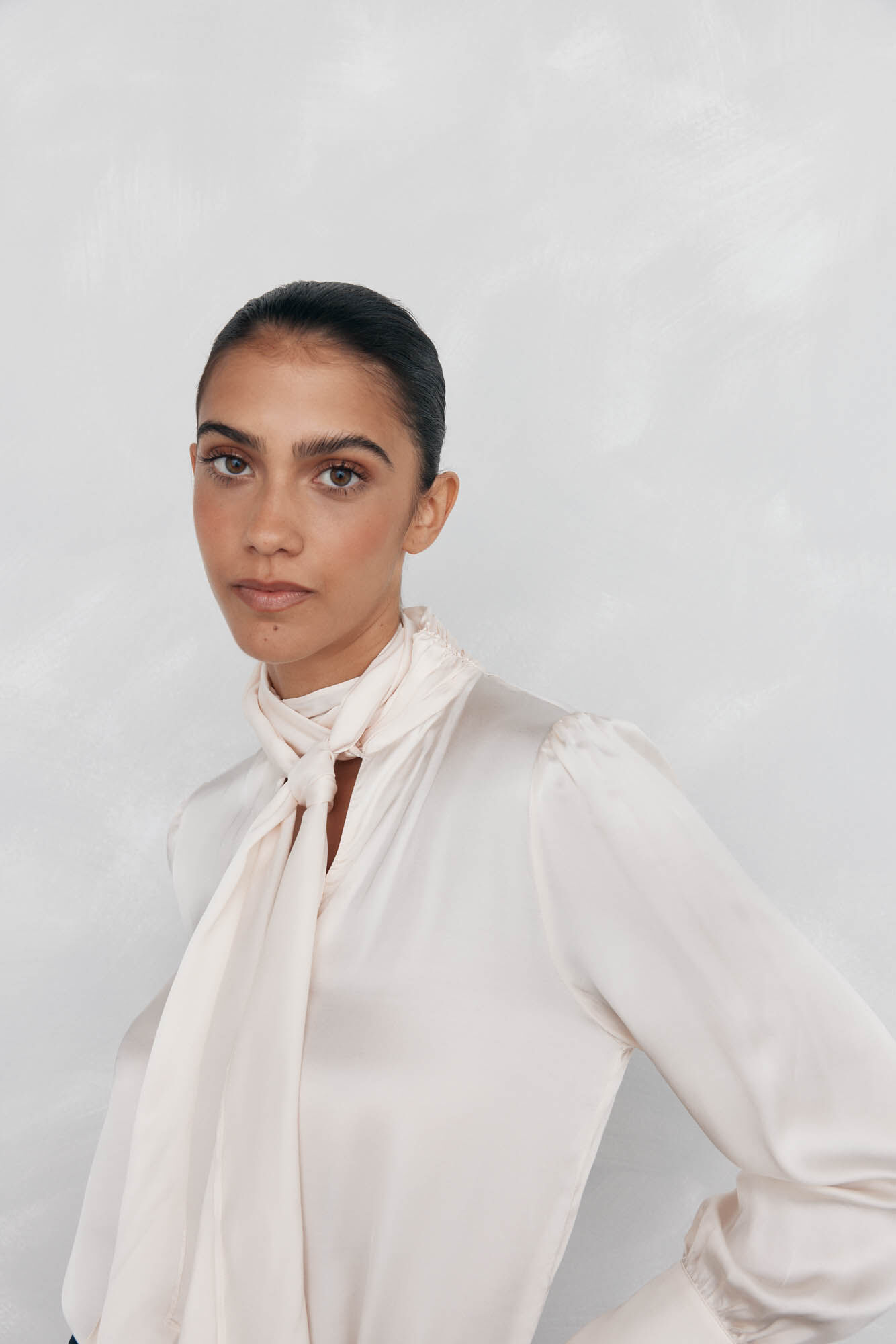 Pedro del Hierro Blusa sat&eacute;n lazo