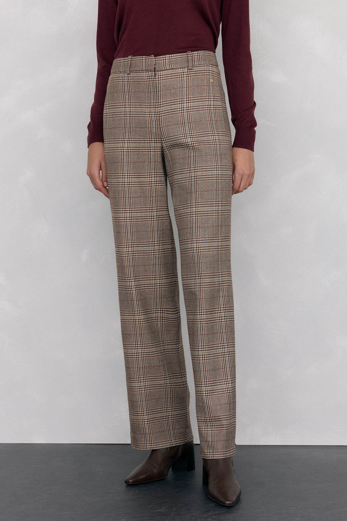 Pedro del Hierro Pantal&oacute;n cuadro harrys