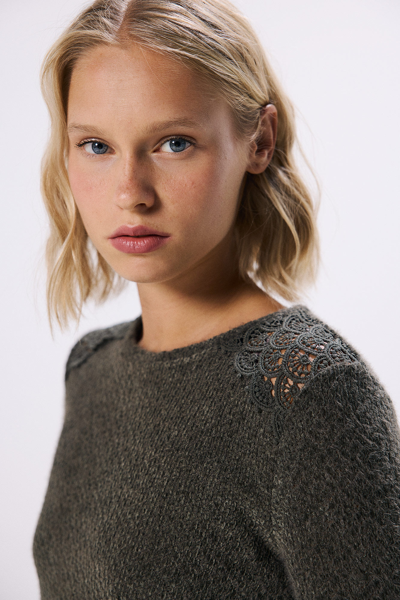Springfield Playera chenilla crochet hombros