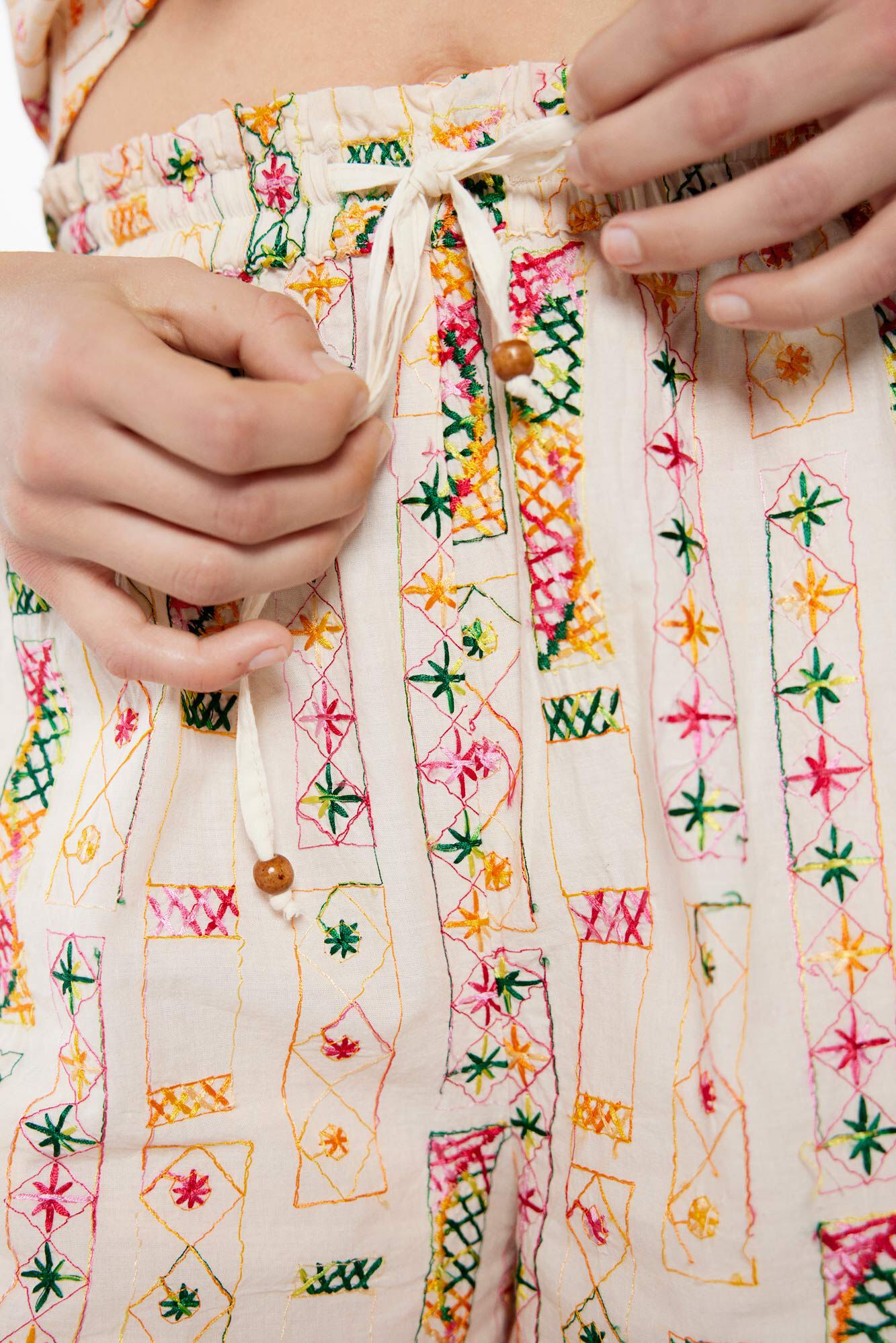 High Spirits Indie shorts beige