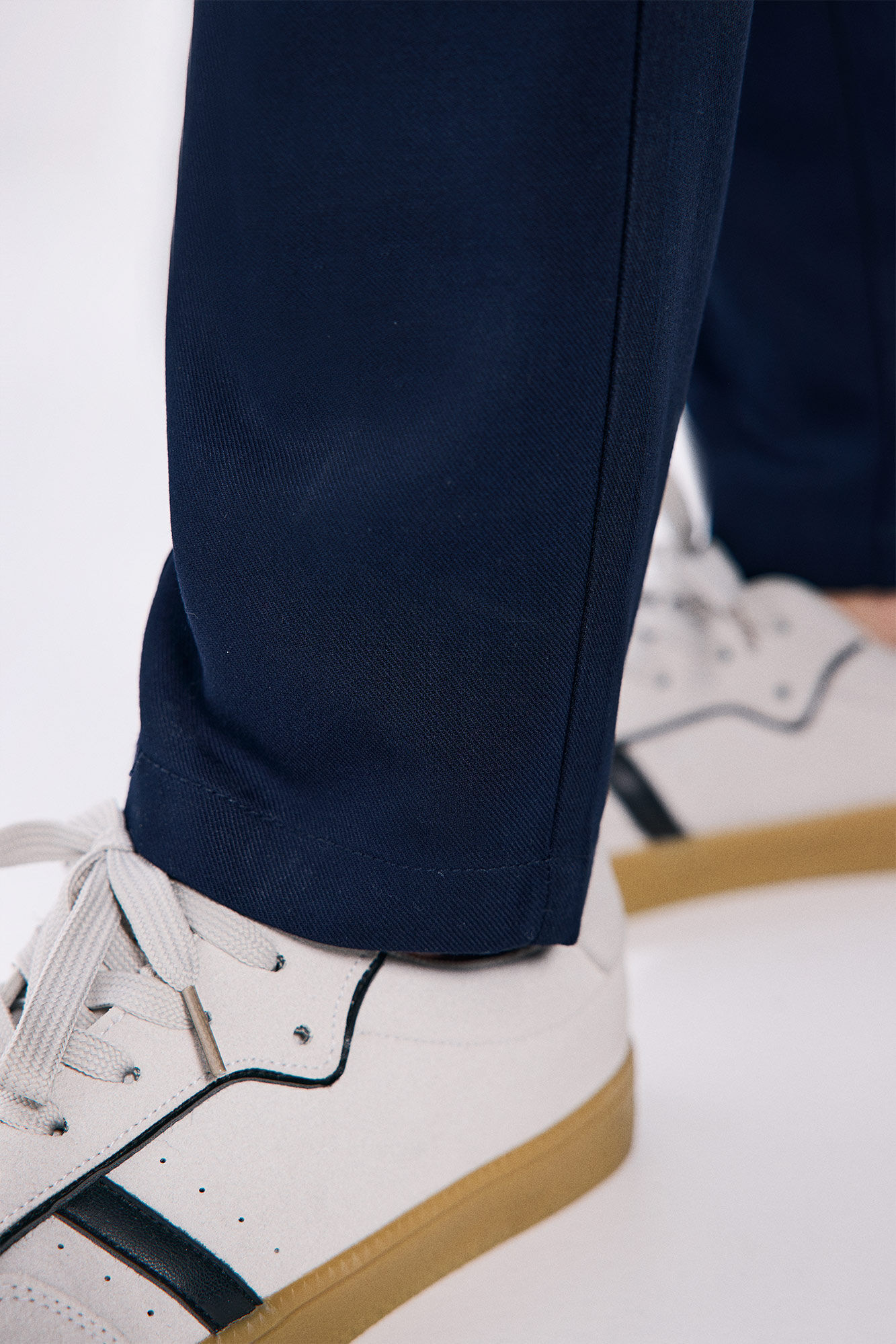 Springfield Pantal&oacute;n jogger fluido azulado