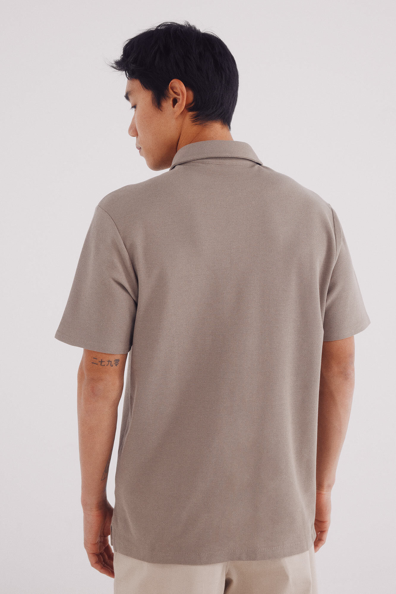 Springfield Polo piqu&eacute; look vestido slim fit caf&eacute;